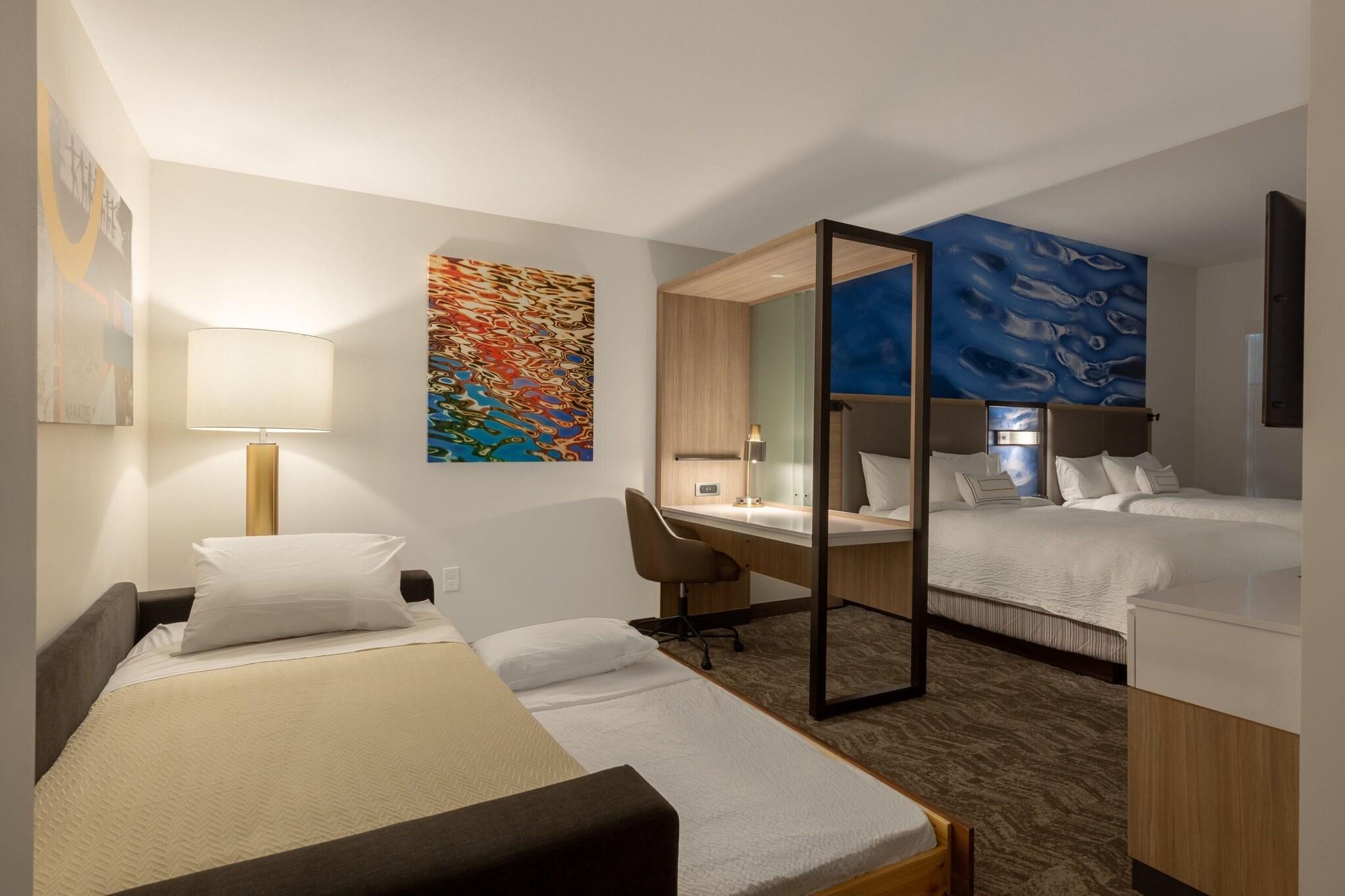 Suite Accessible-two Queen Beds