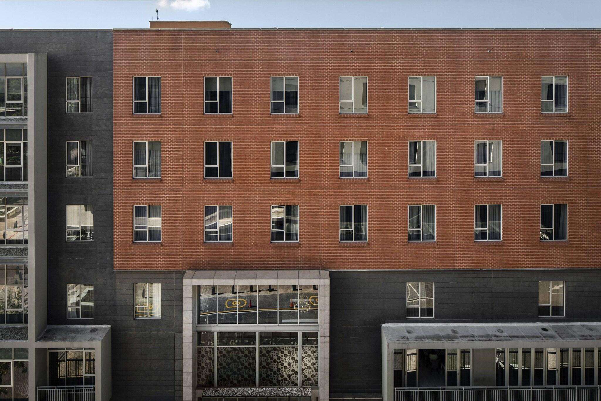 Apartment King Size Bed