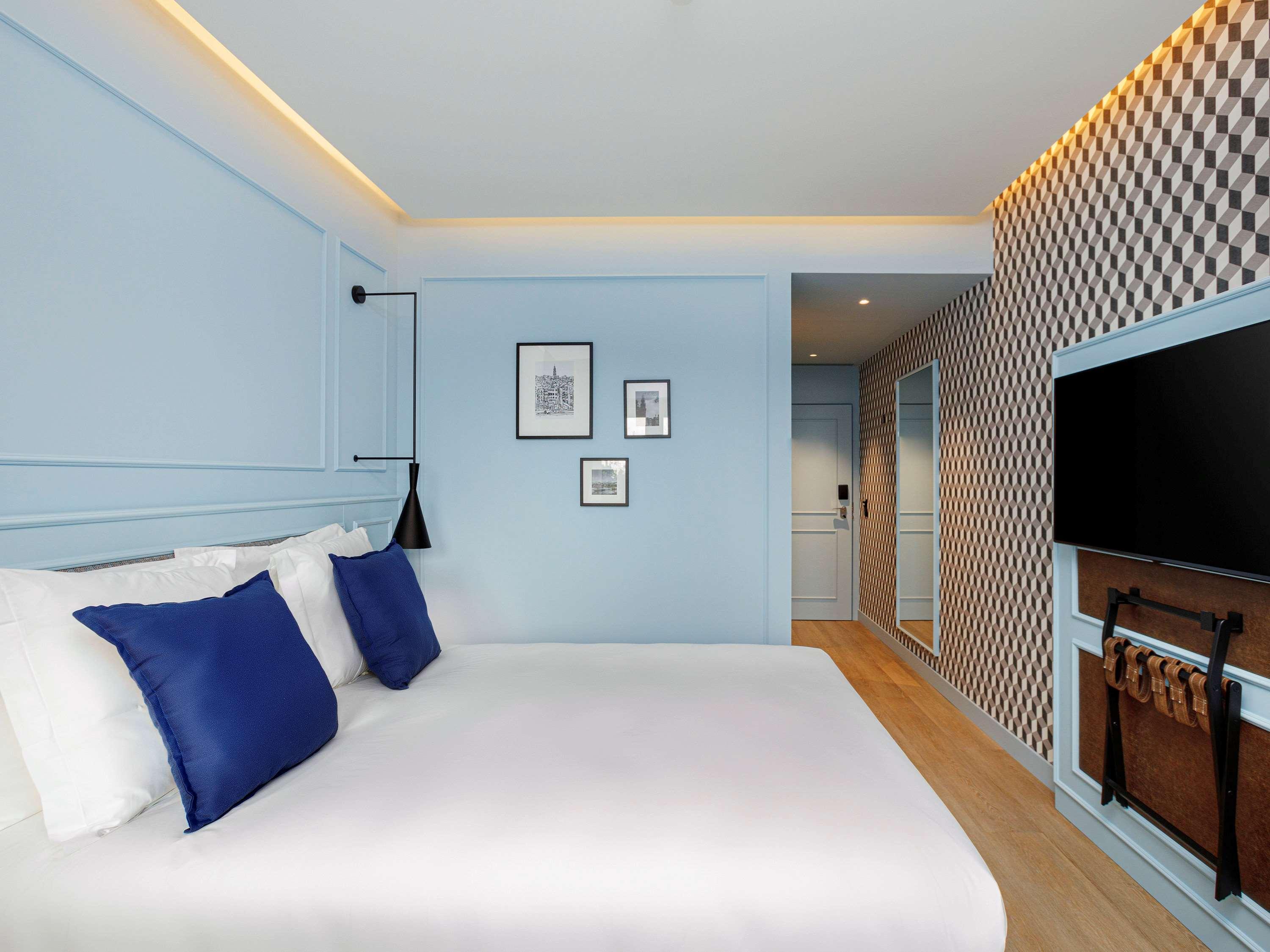 Double Premium Garden View