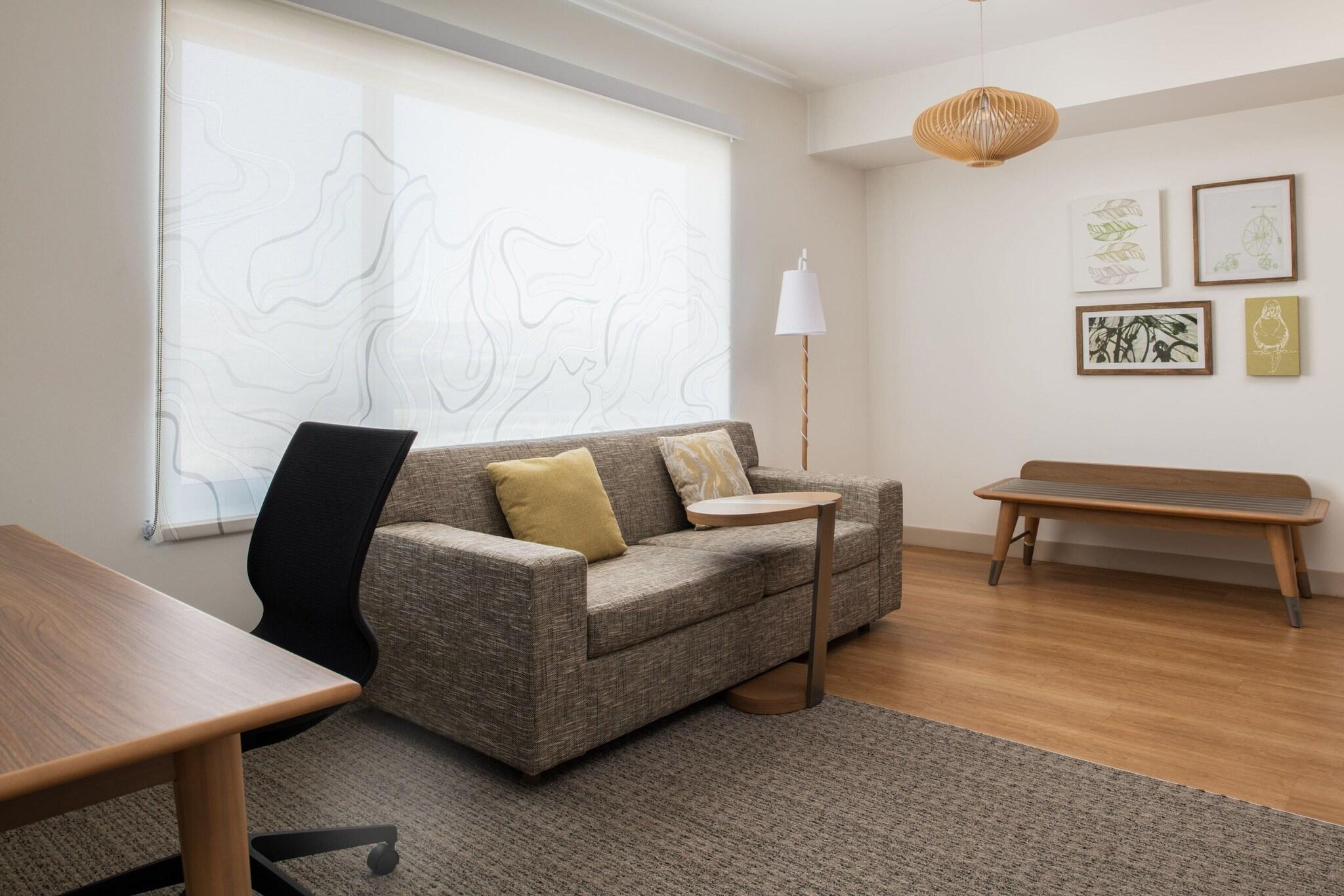 Studio King Size Bed