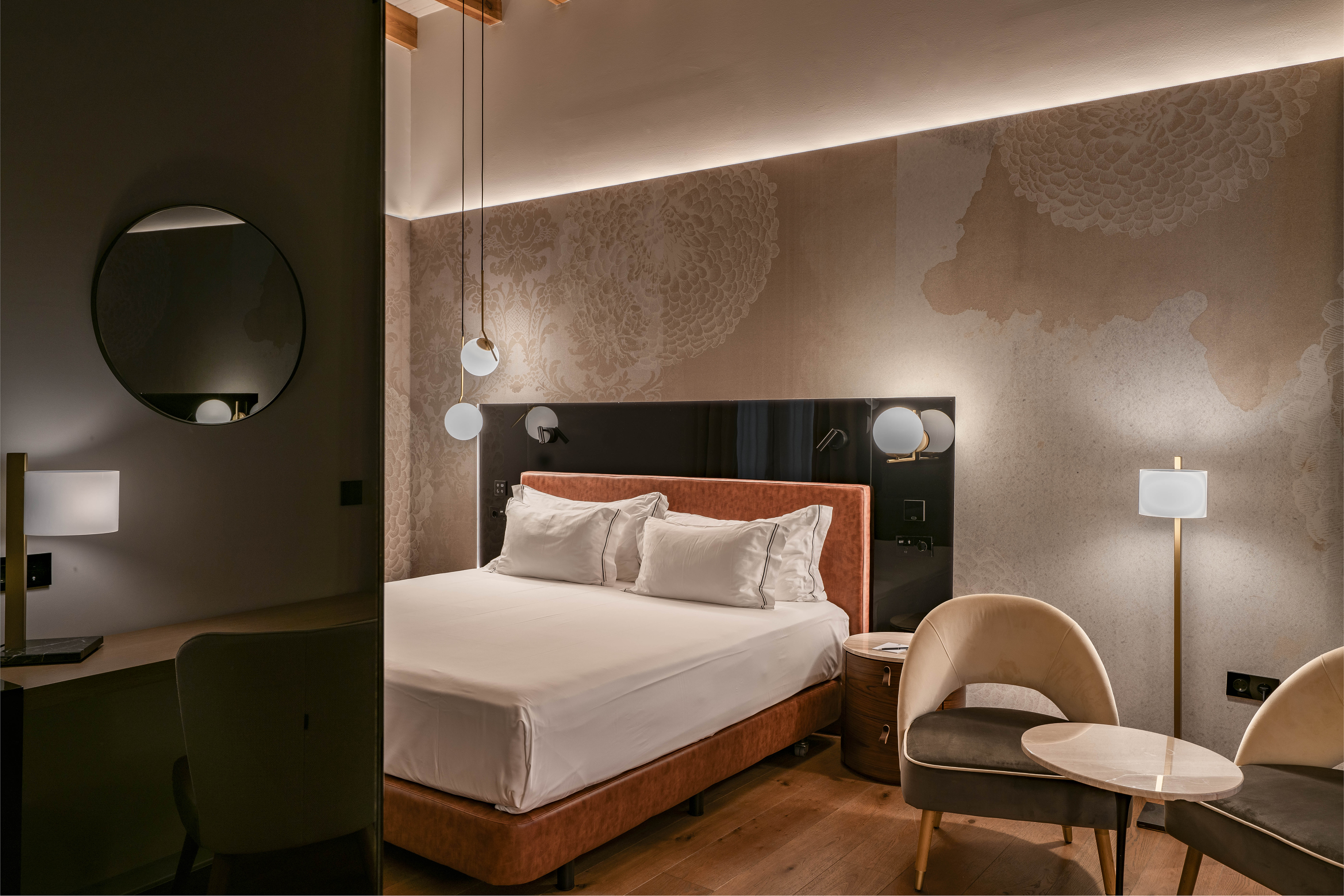 Double Single Grand Deluxe