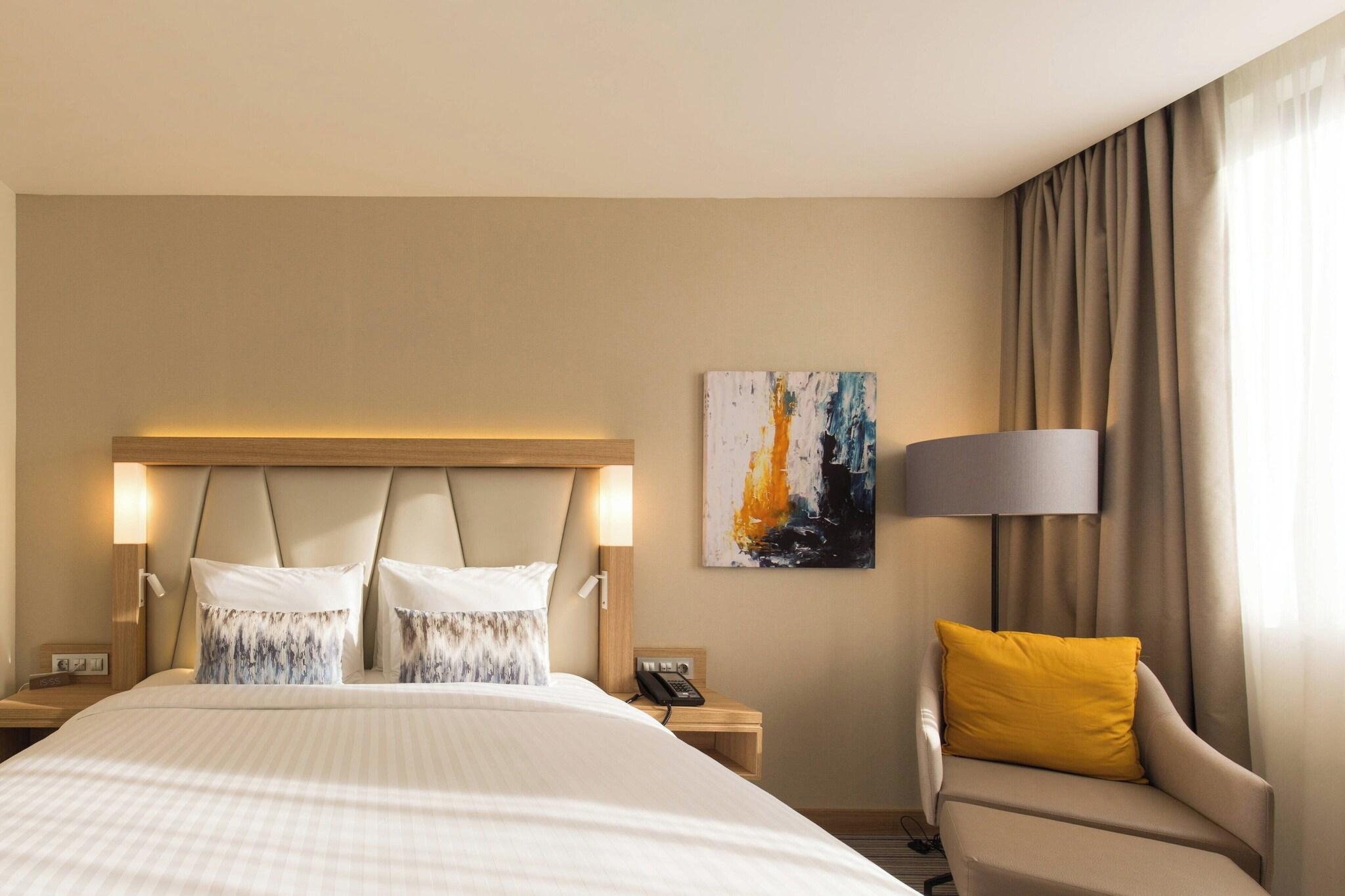 Double King Size Bed