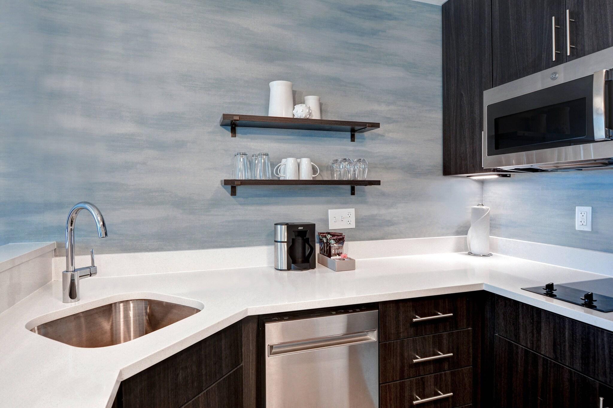 Studio King Size Bed