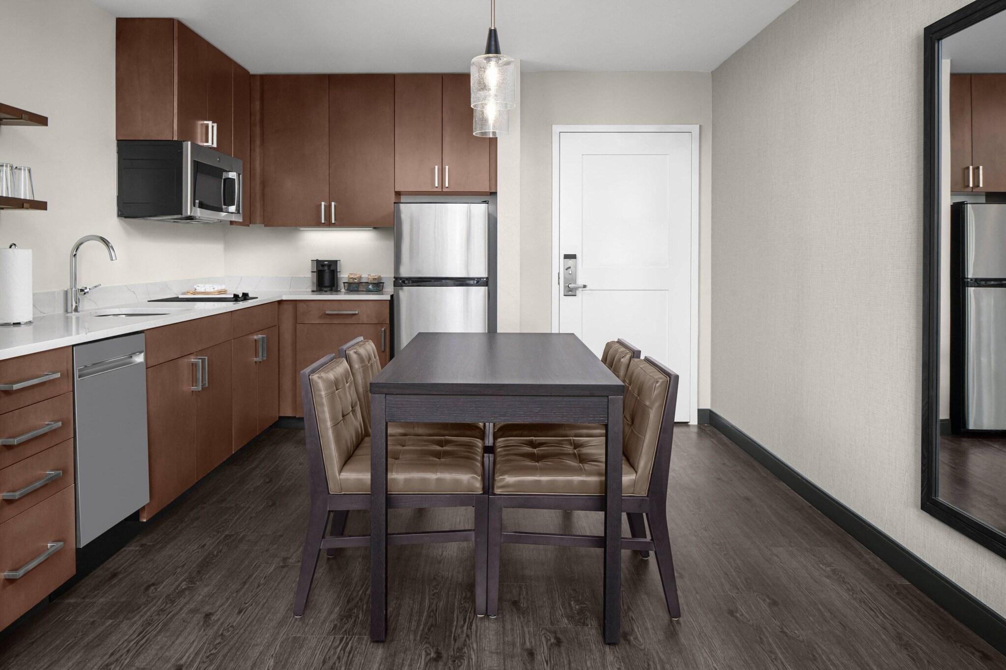 Suite with Double Bed