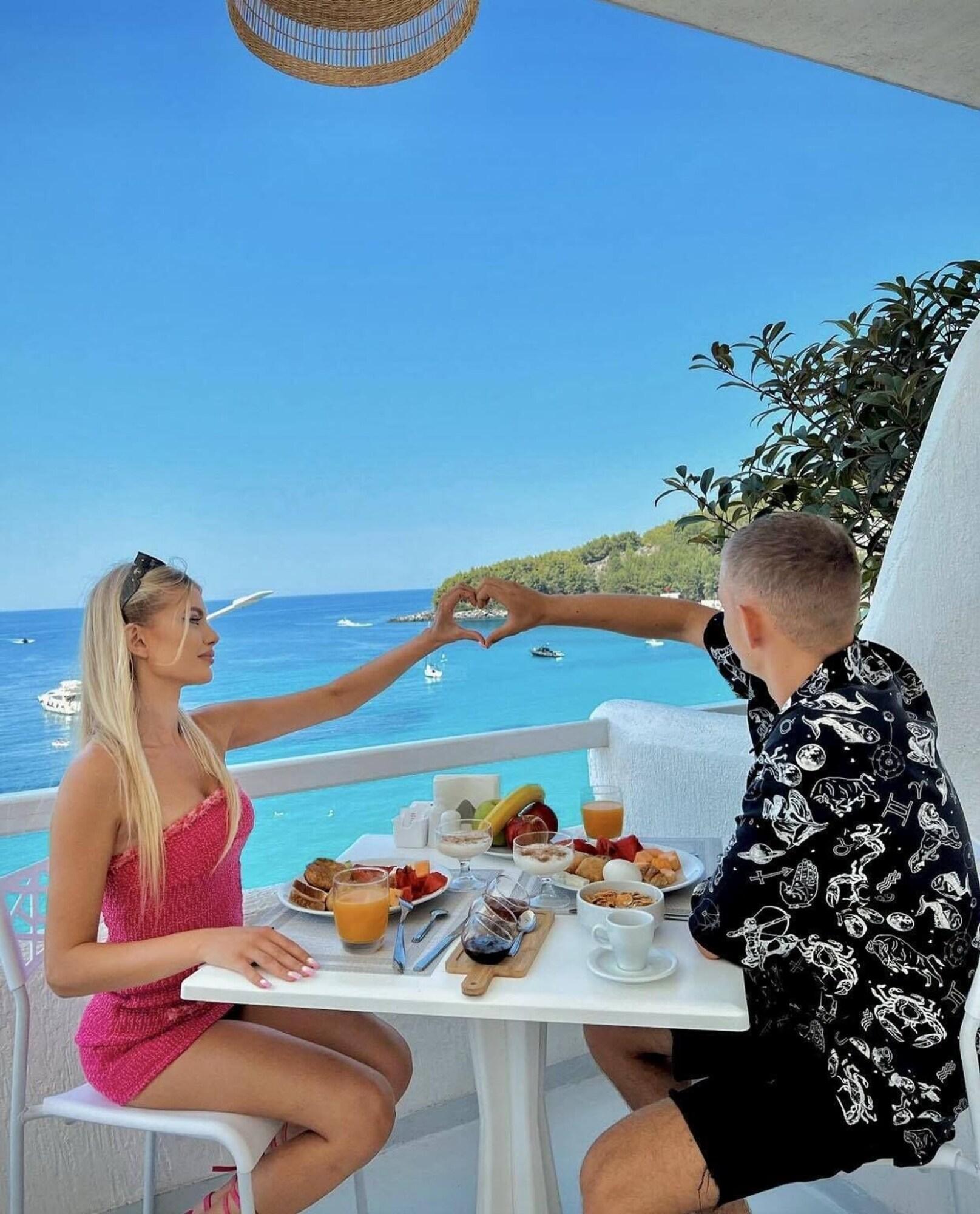 Triple Deluxe Sea View