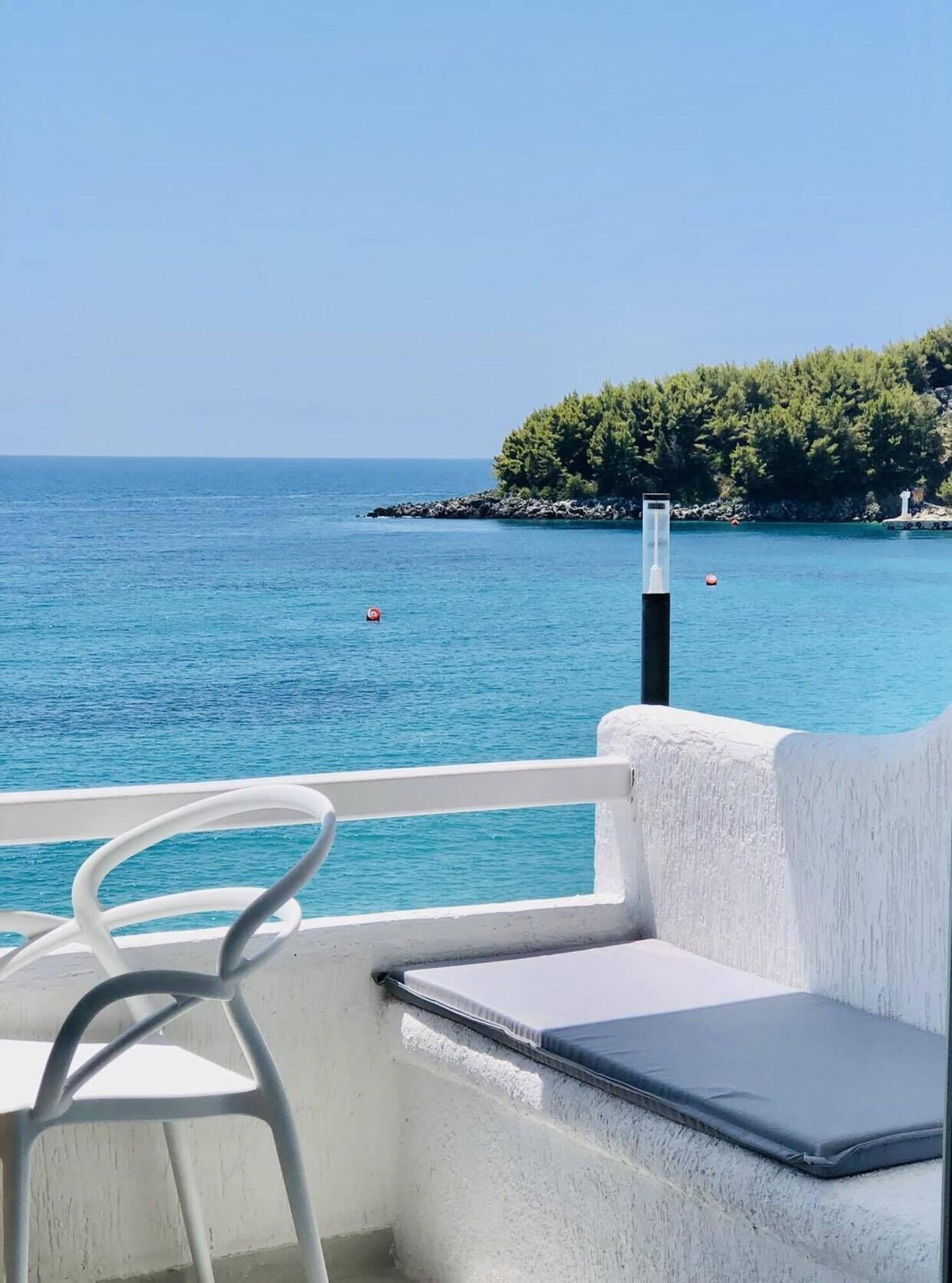 Triple Deluxe Sea View