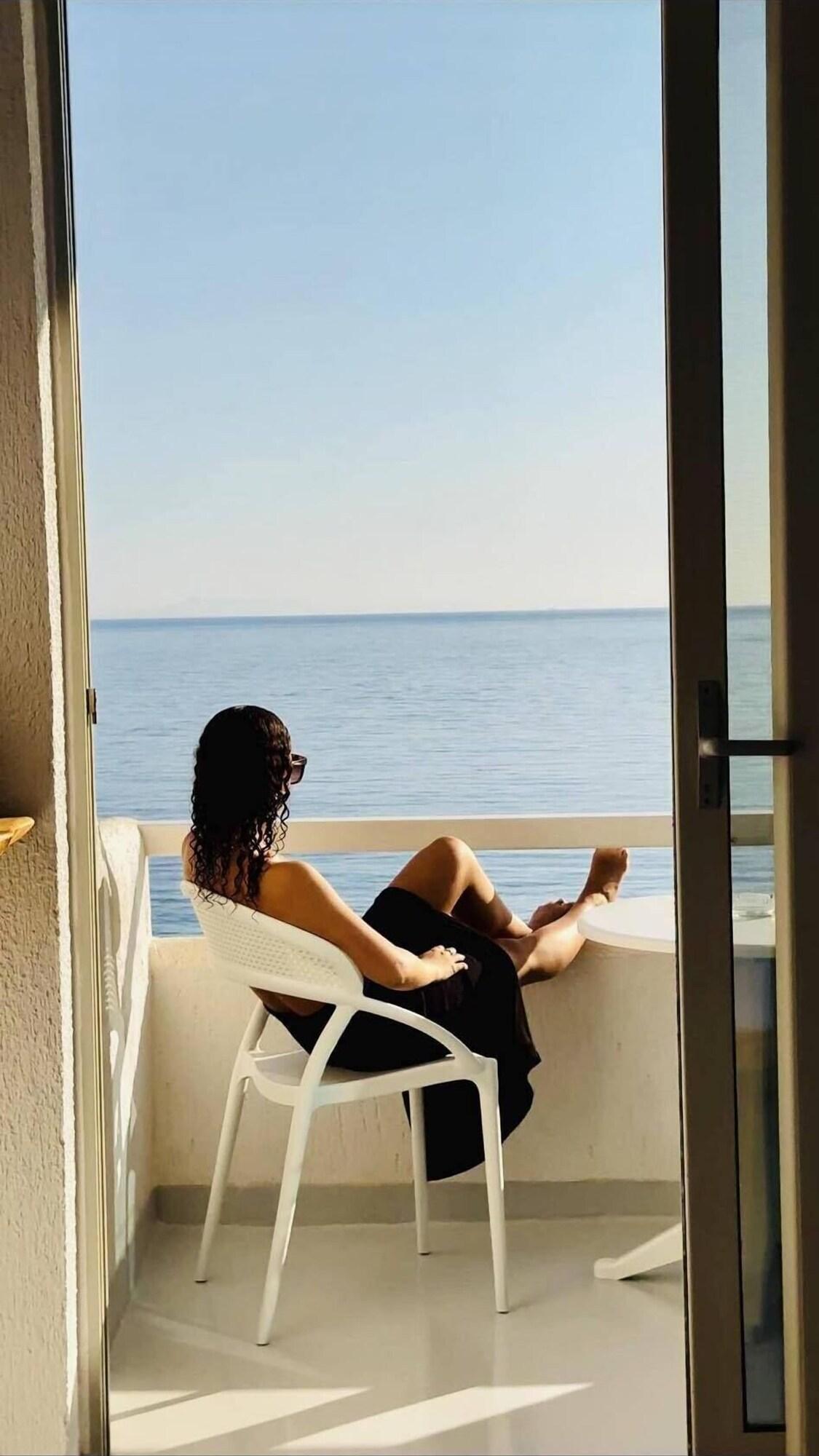 Double Deluxe Sea View with Balcony