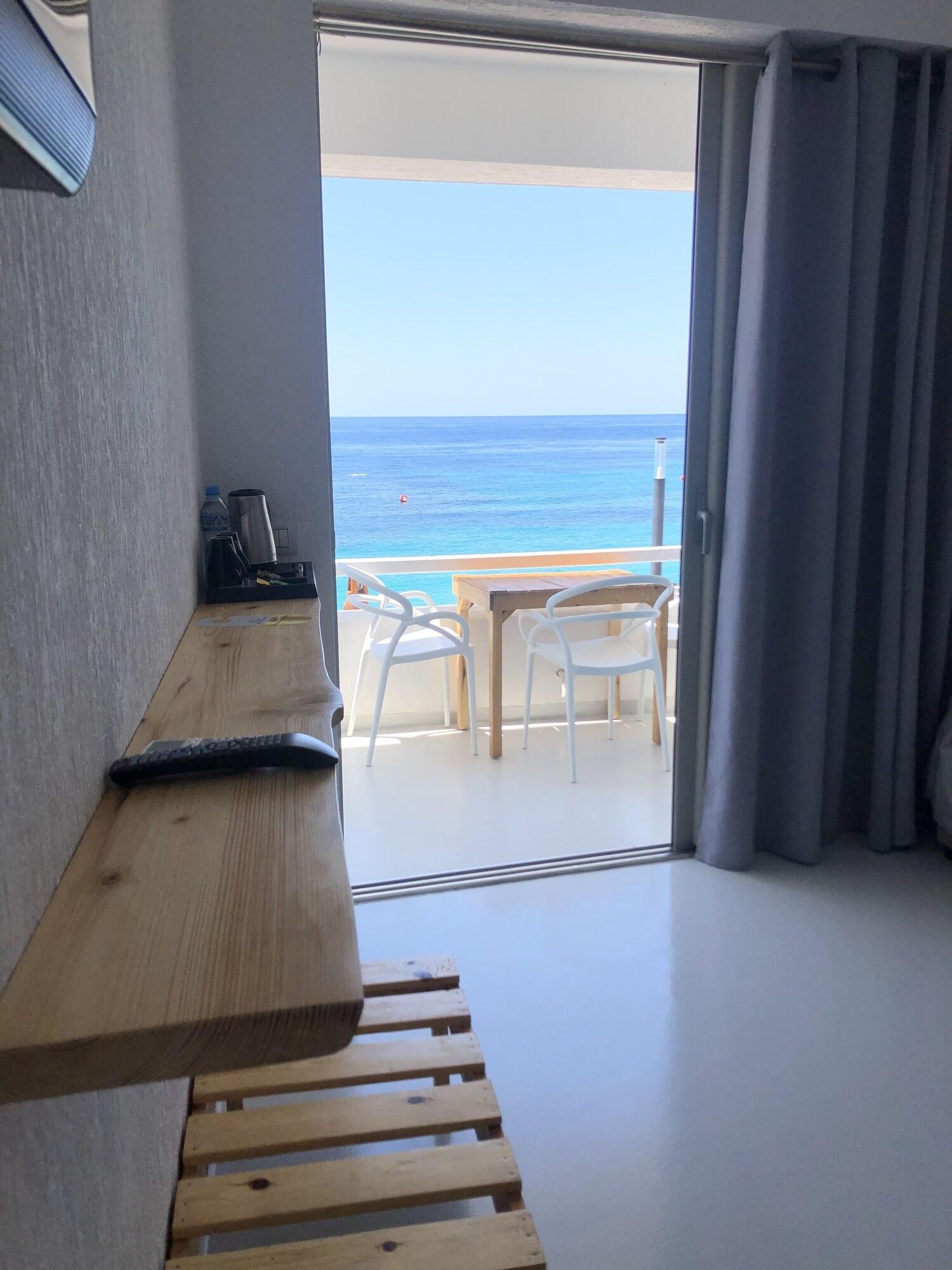 Triple Deluxe Sea View