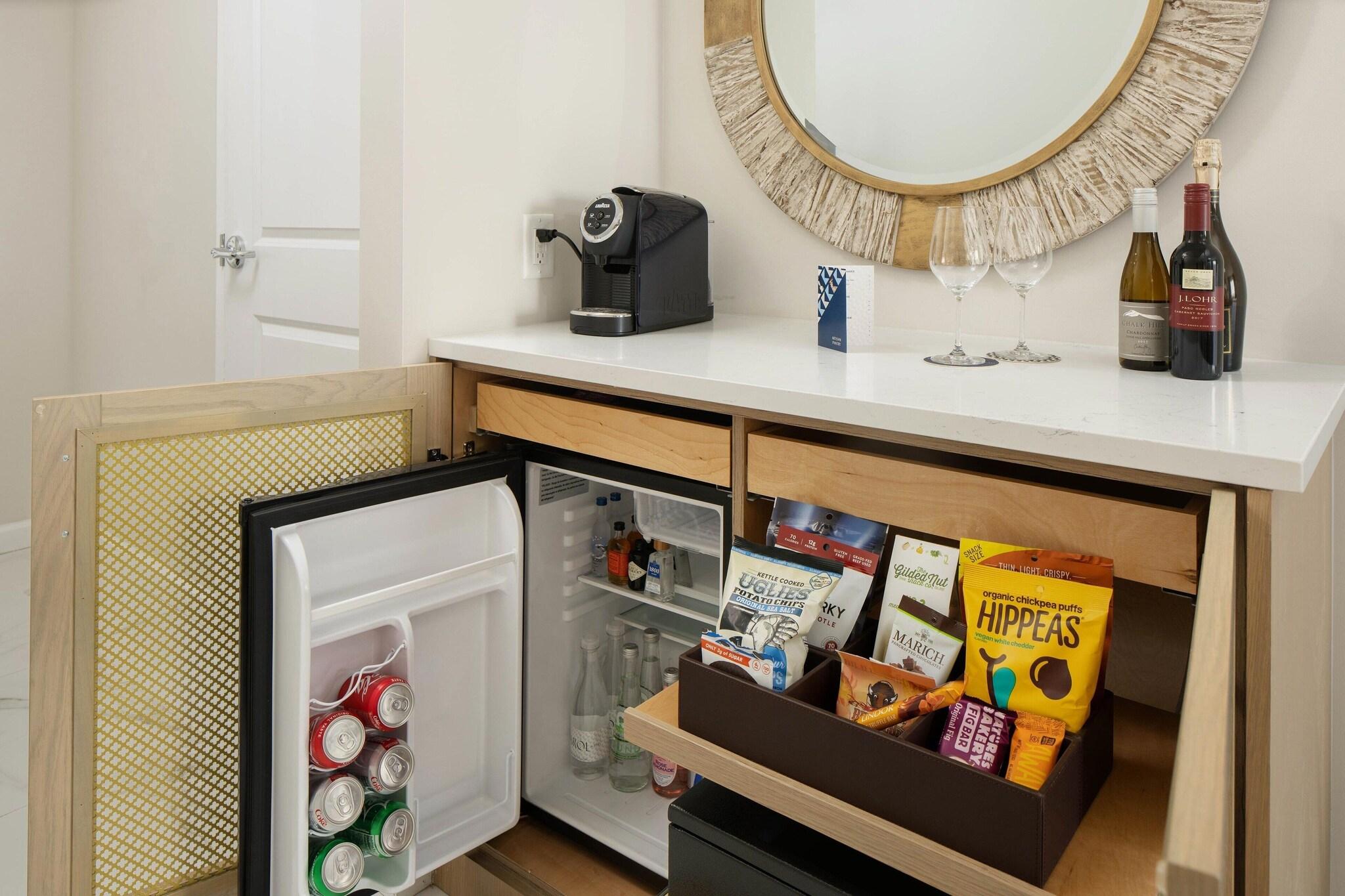 Double Bay View King Bed