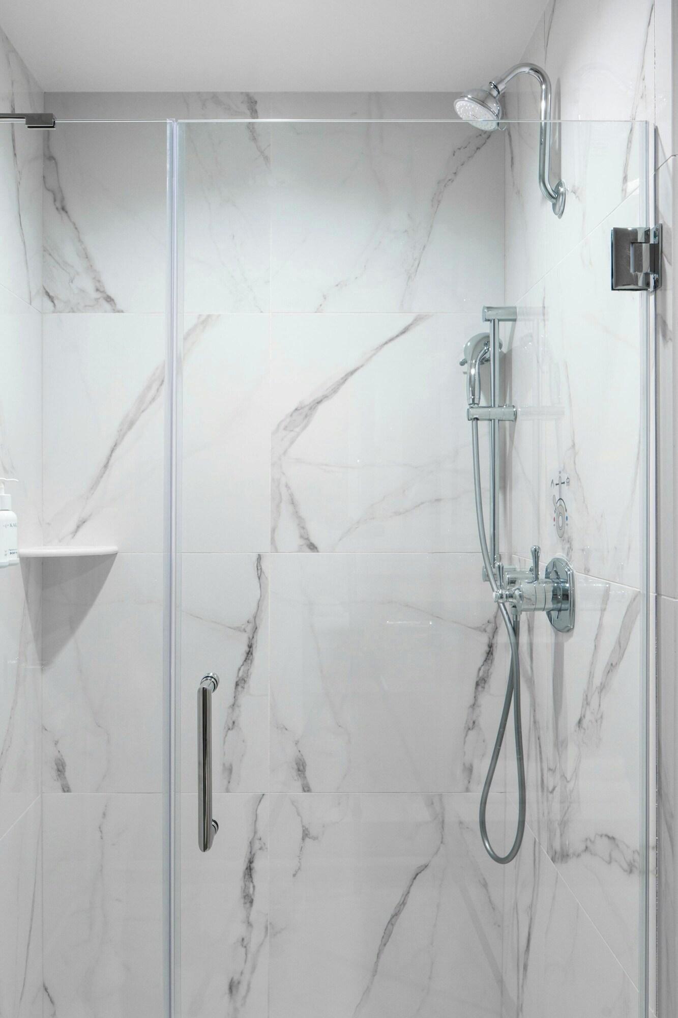 Double Classic King Bed