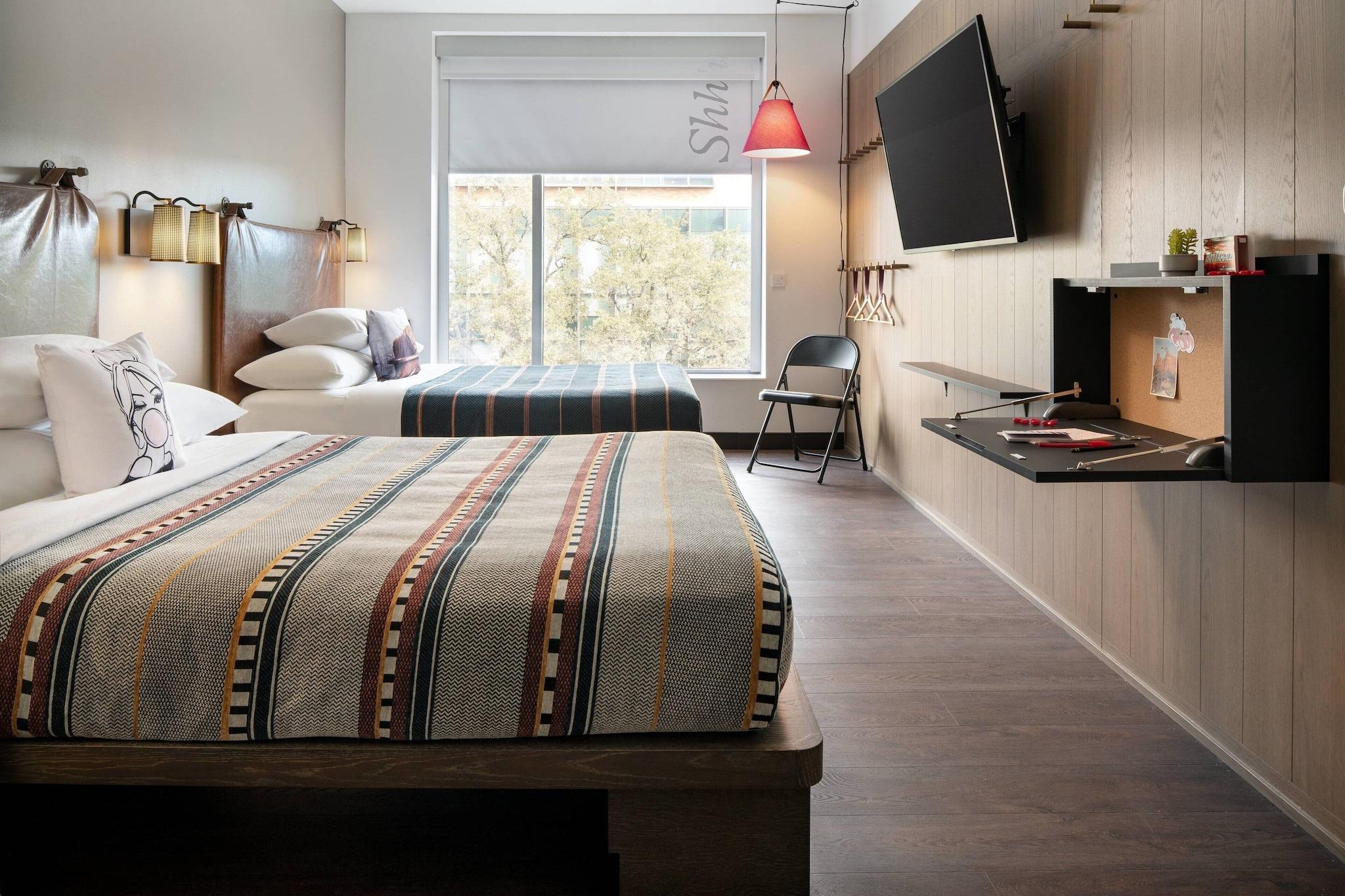 Quadruple Two Queen Beds