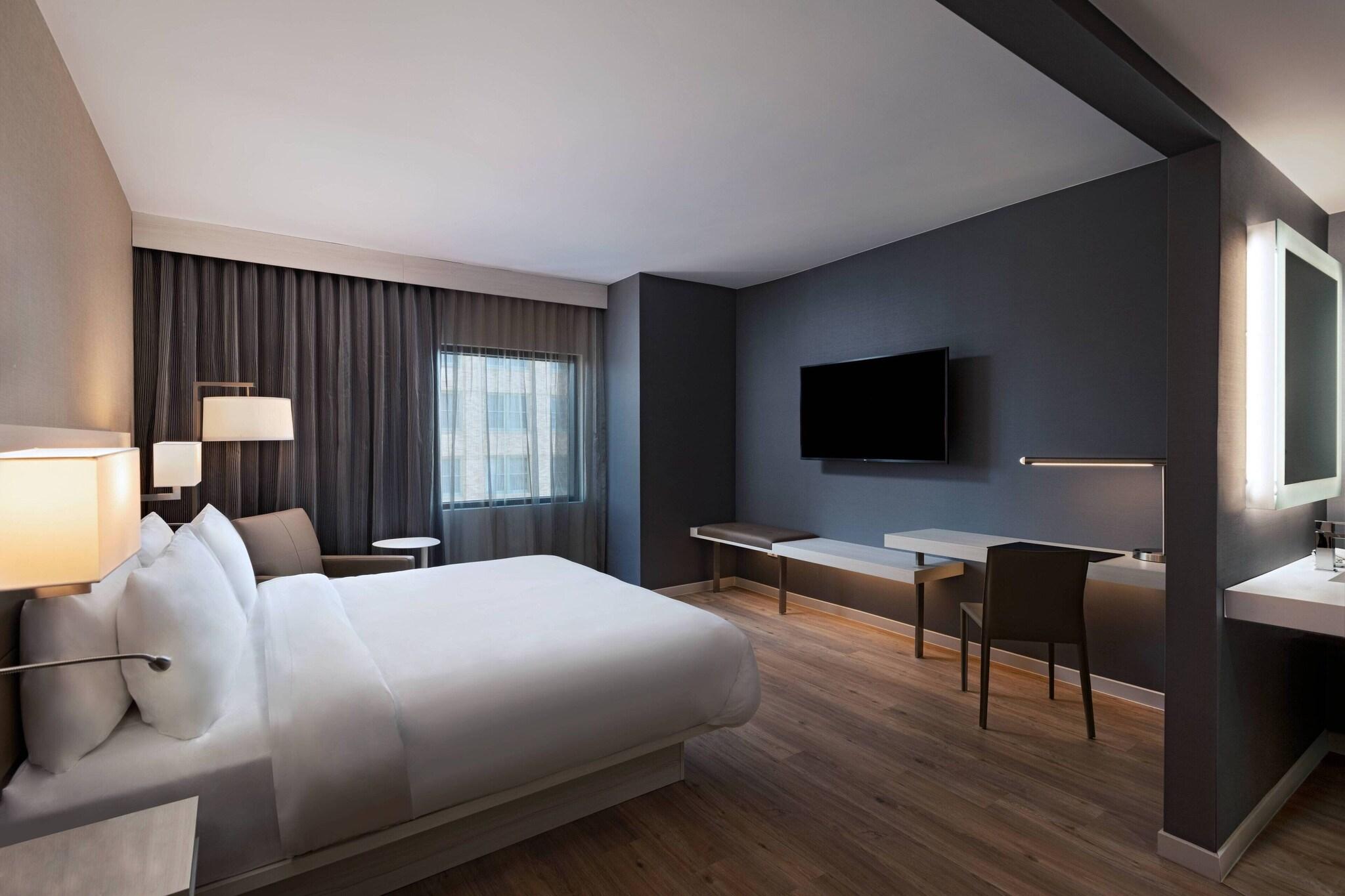 Studio King Size Bed