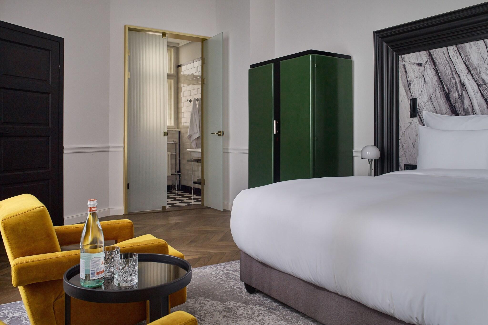 Double Superior with Views