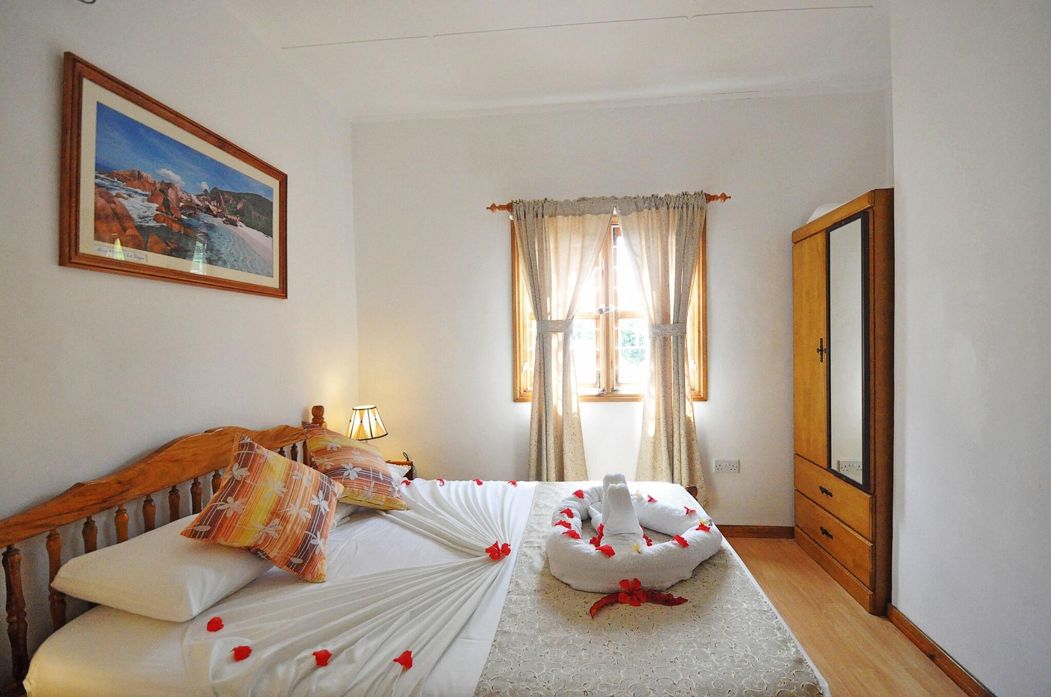 Villa King Bed Two Bedrooms