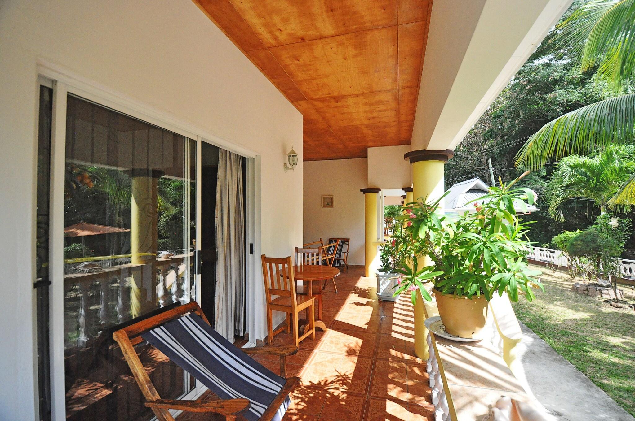 Apartment King Bed One Bedroom 