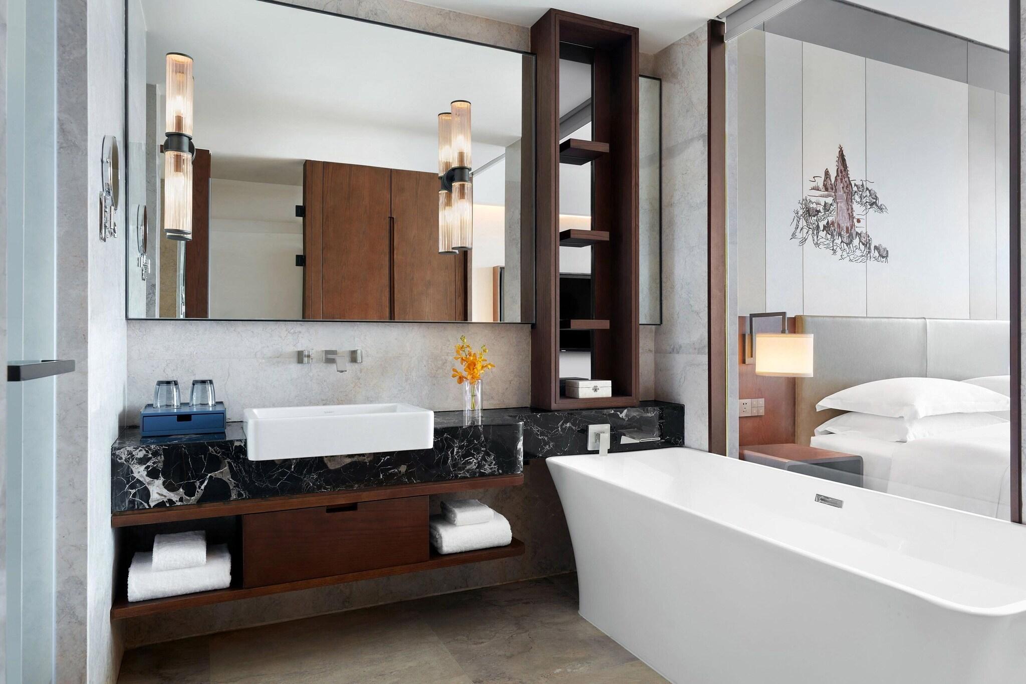 Double City View King Bed