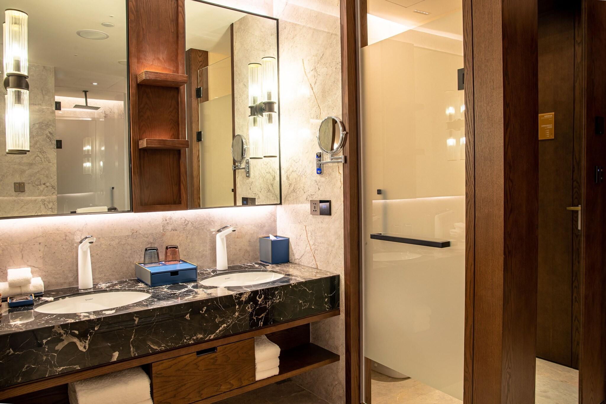 Twin City View Two Beds