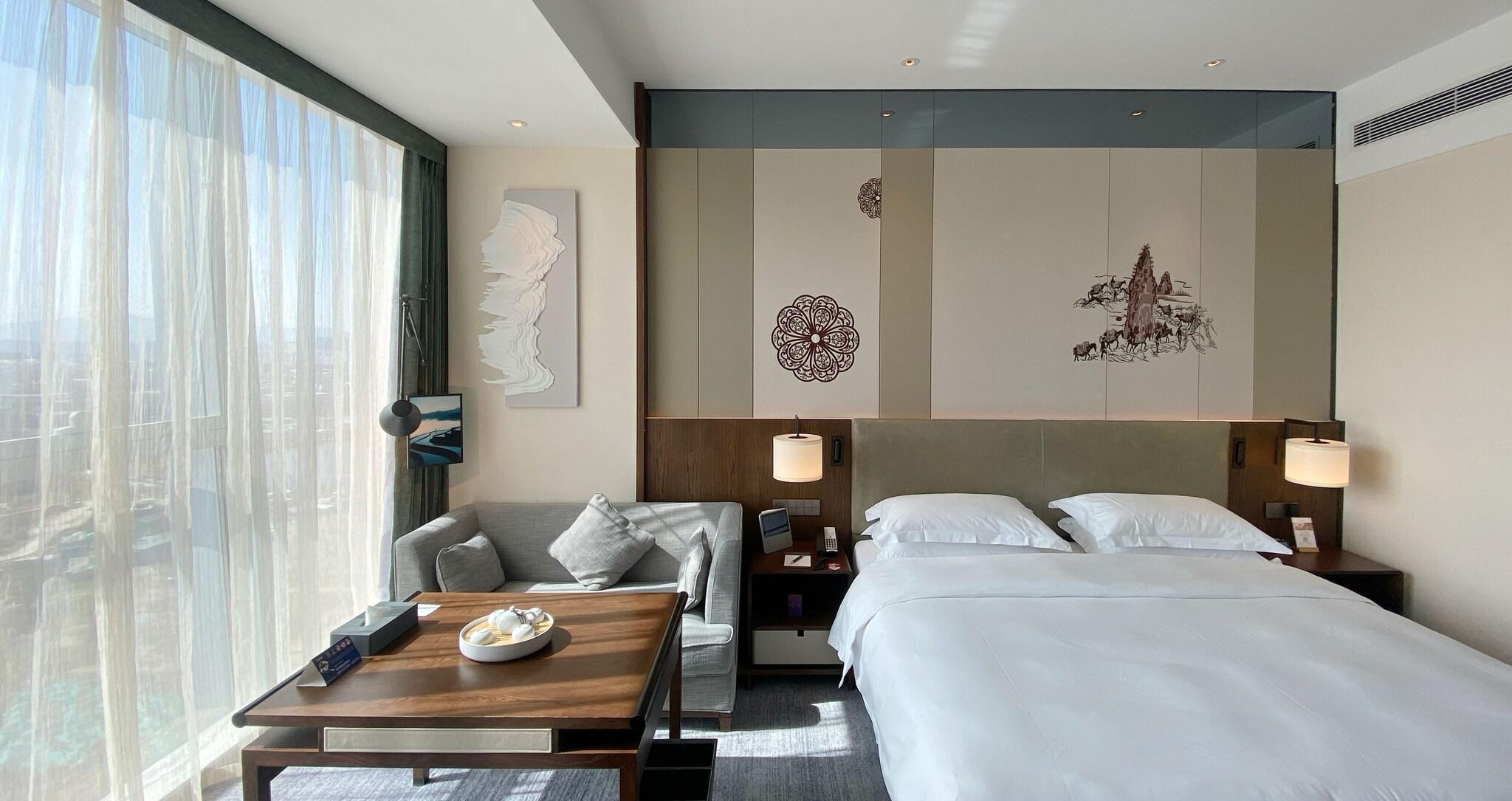 Double Club City View