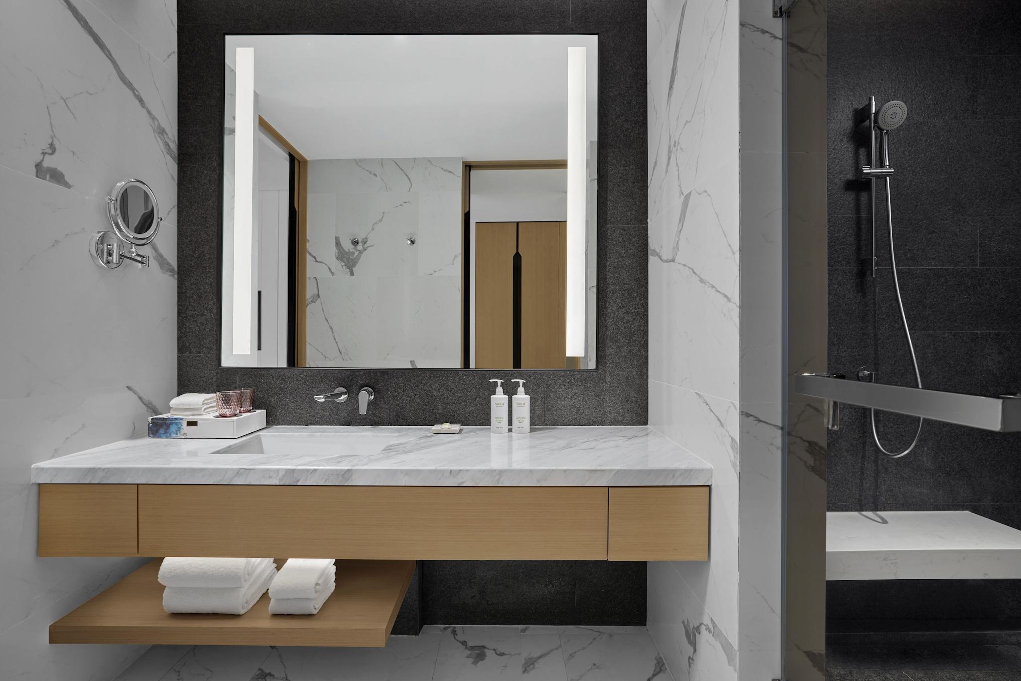 Double Premier City View