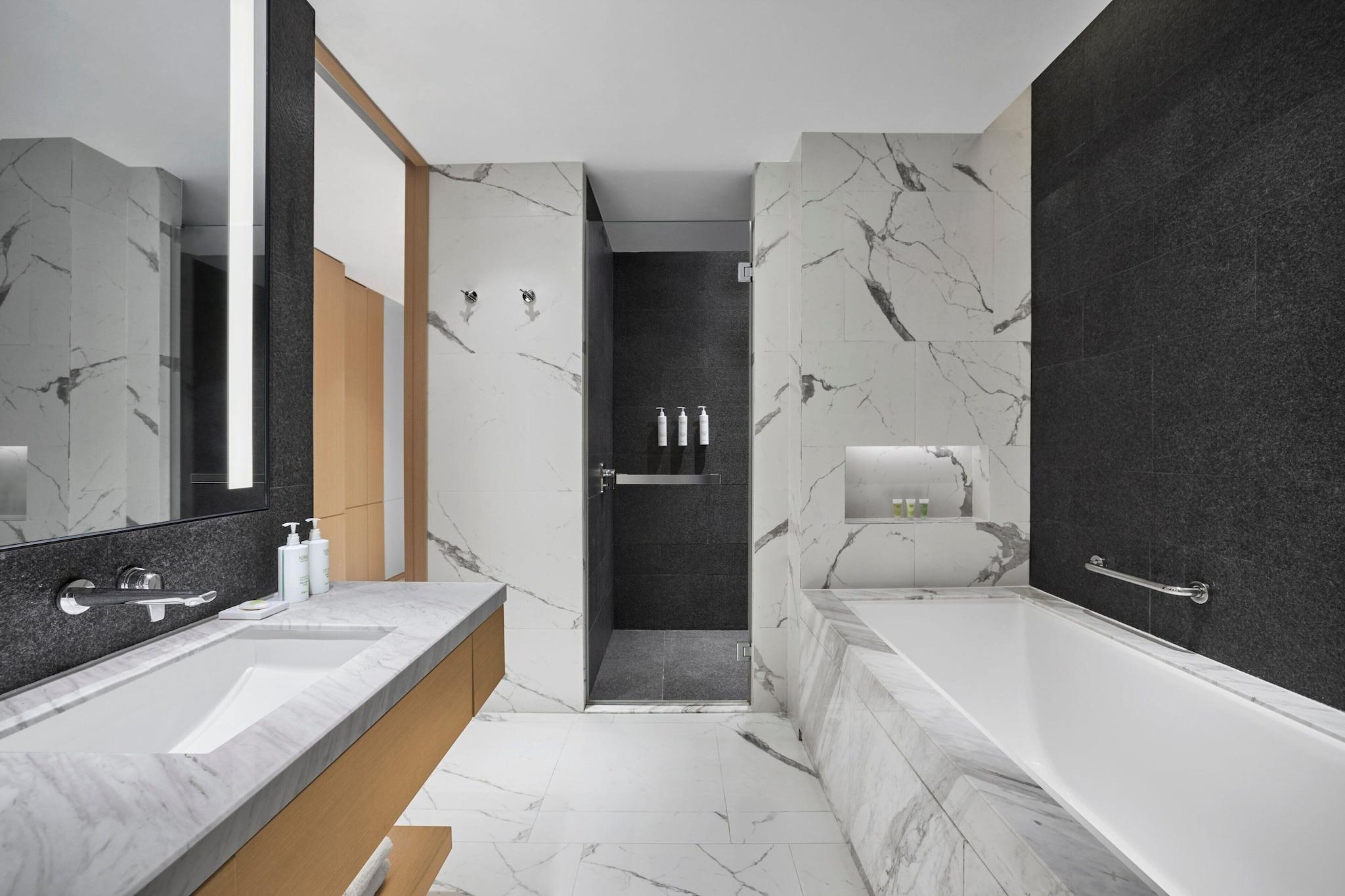 Suite Executive City View