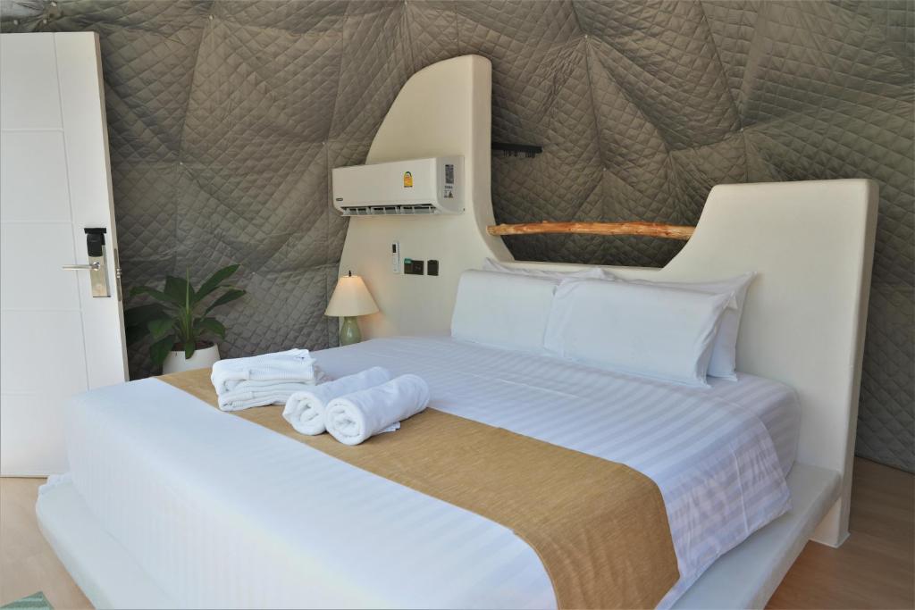 Family Room Two King Beds