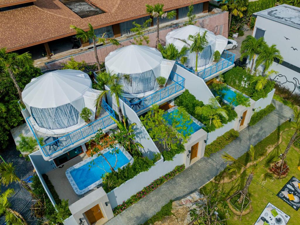 Villa with Private Pool