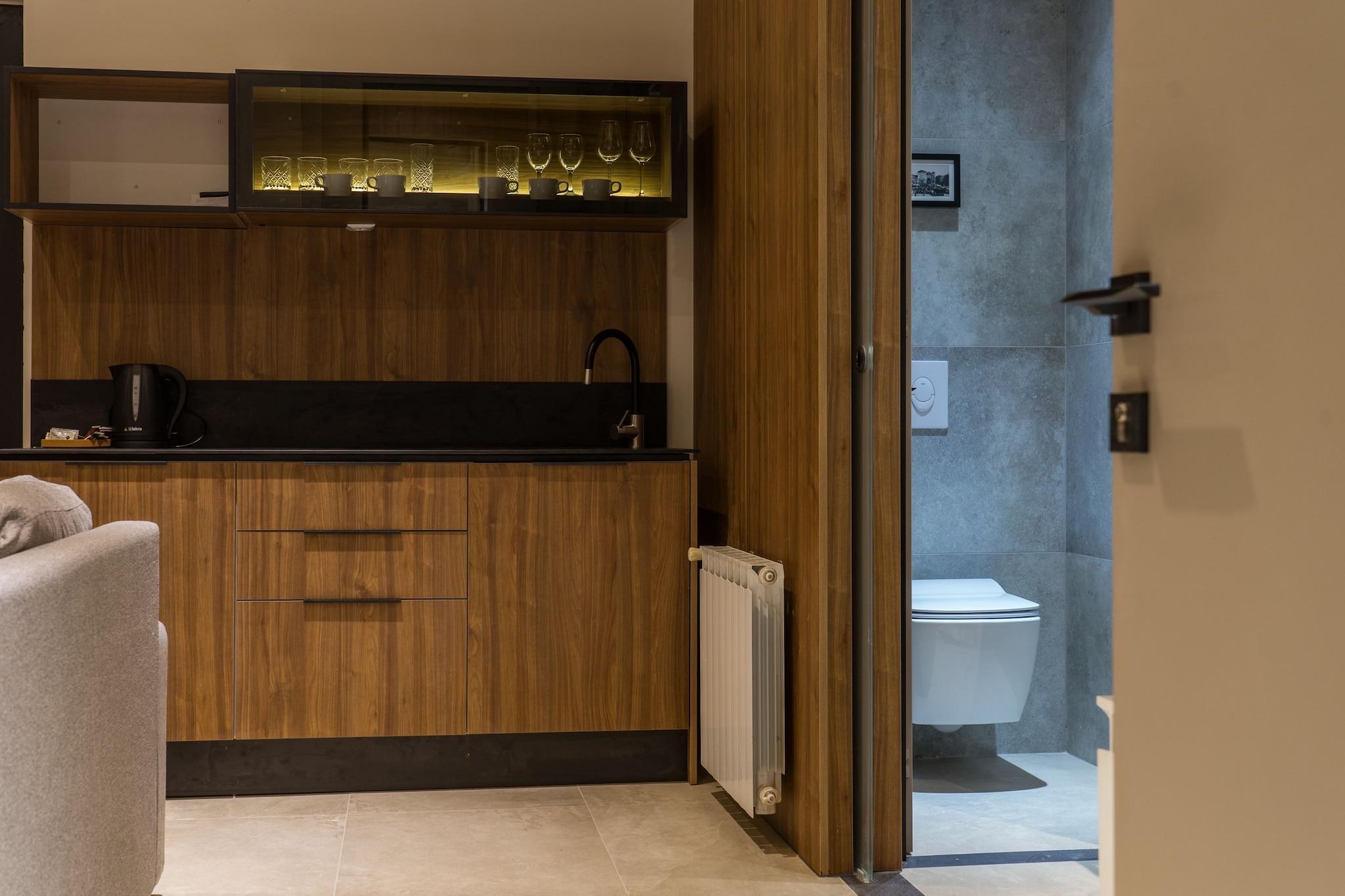 Apartment Two Queen Beds One Bedroom