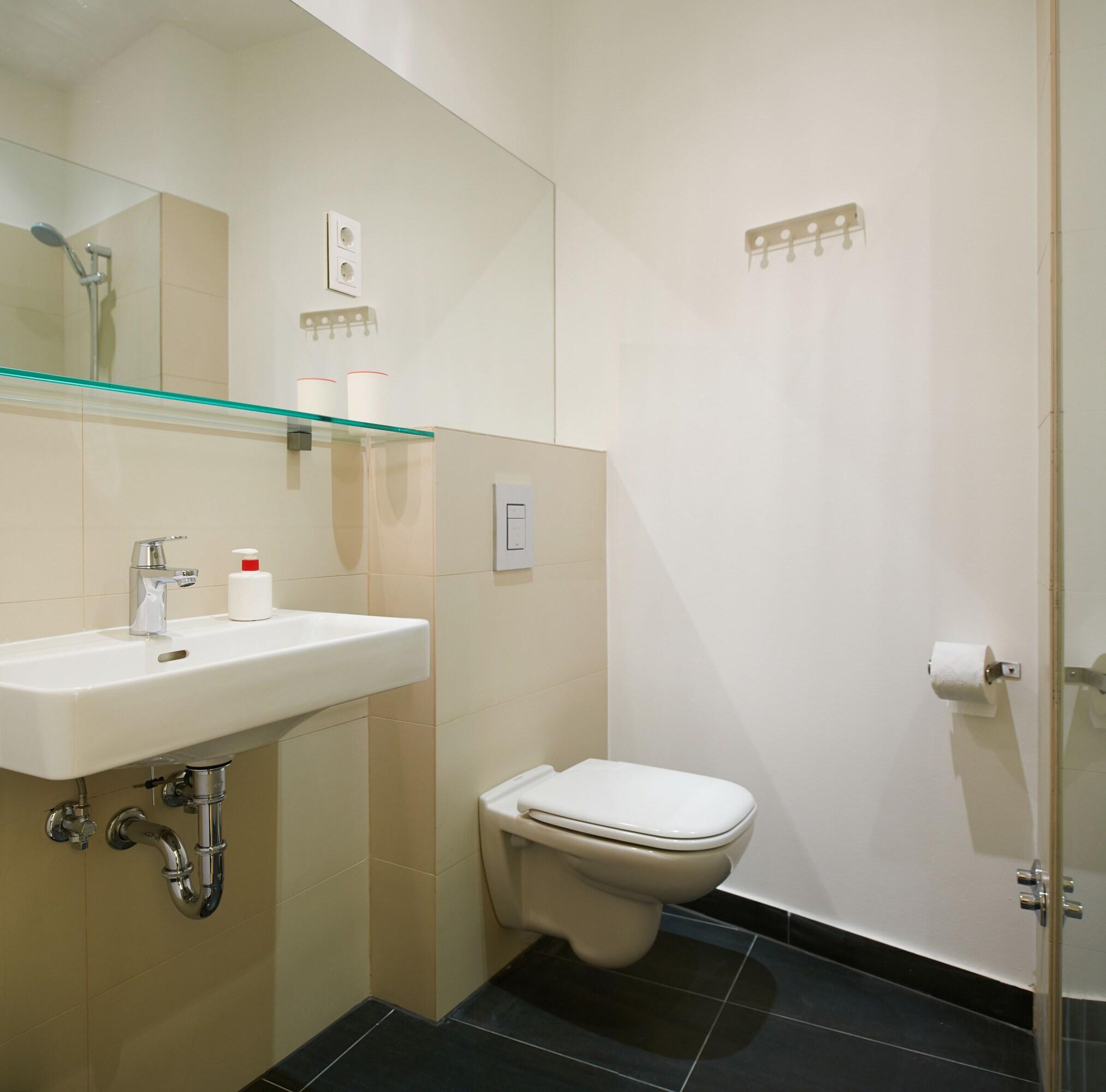 Apartment Two Double Beds One Bedroom 