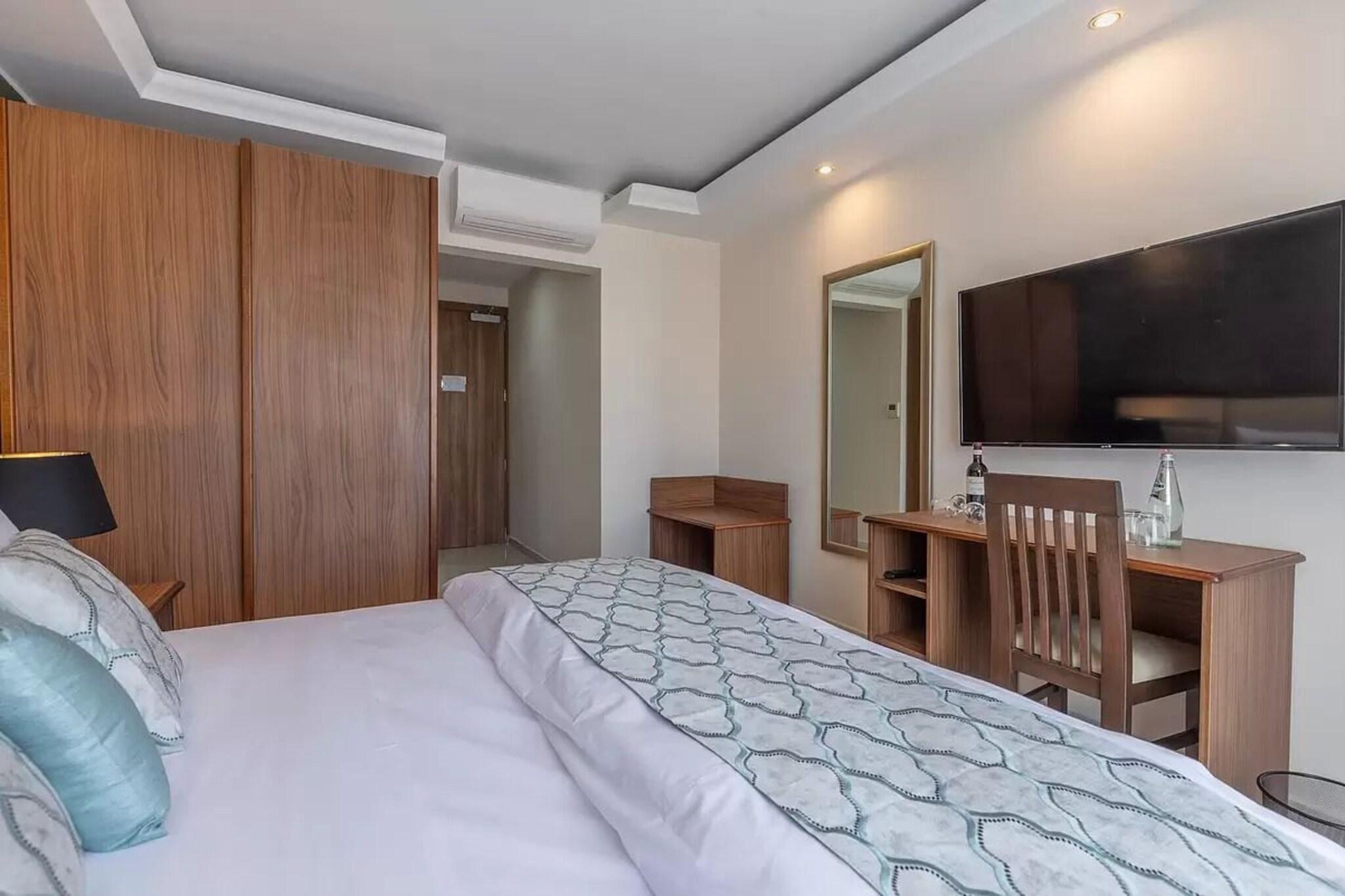 Double King Size Bed