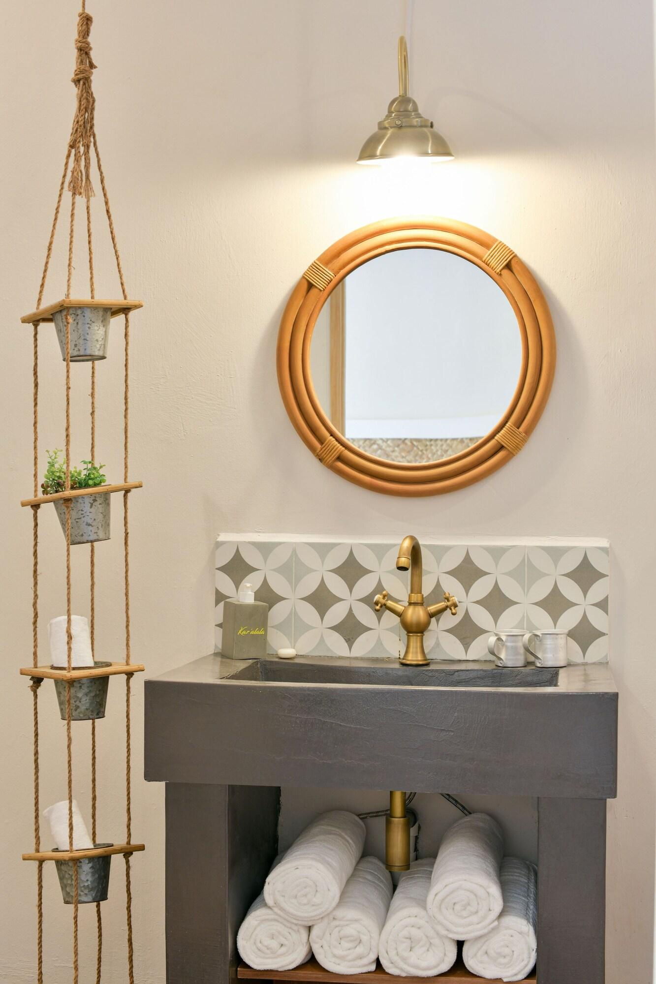 Triple King Size Bed