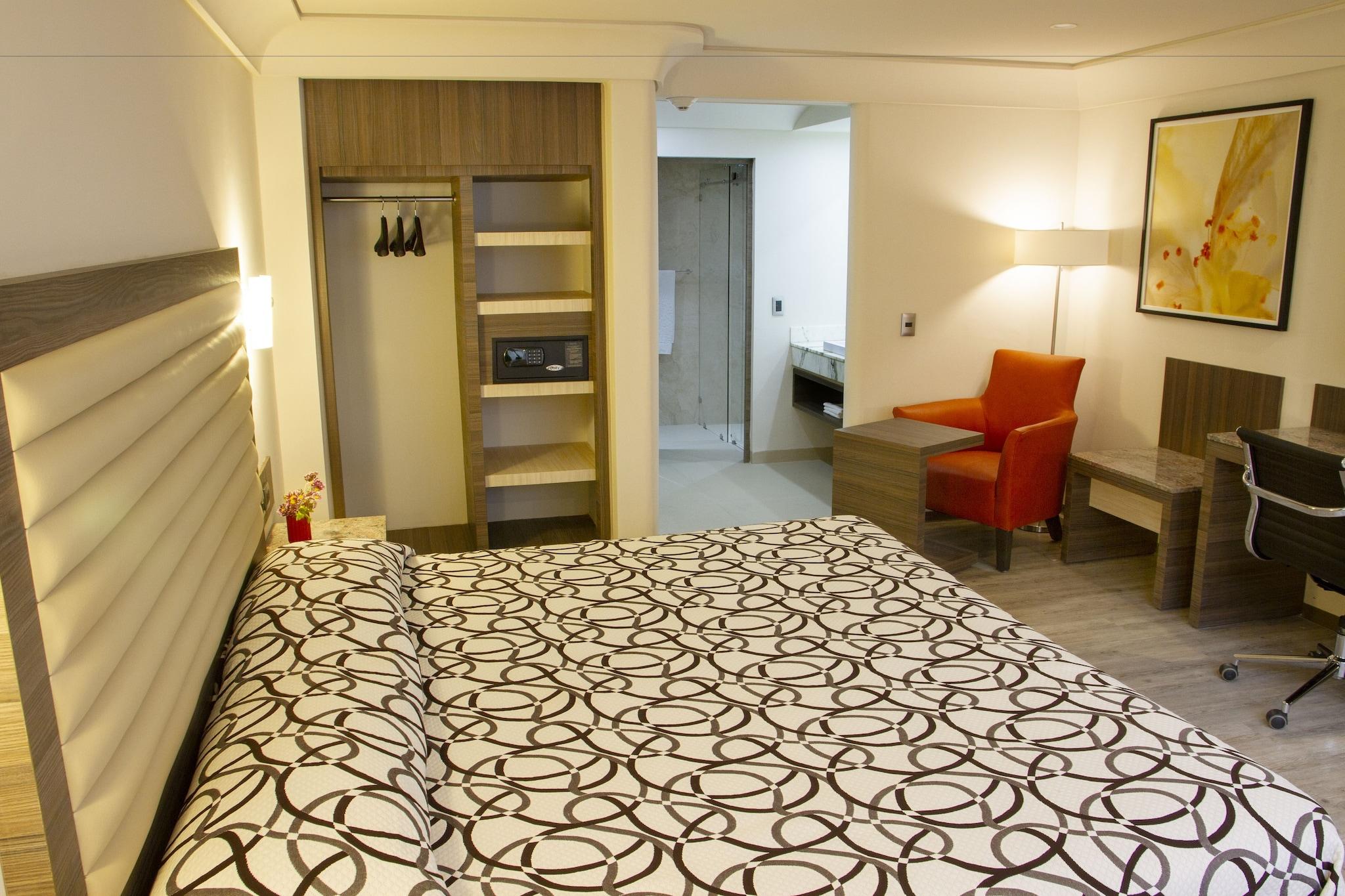 Double Deluxe King Bed