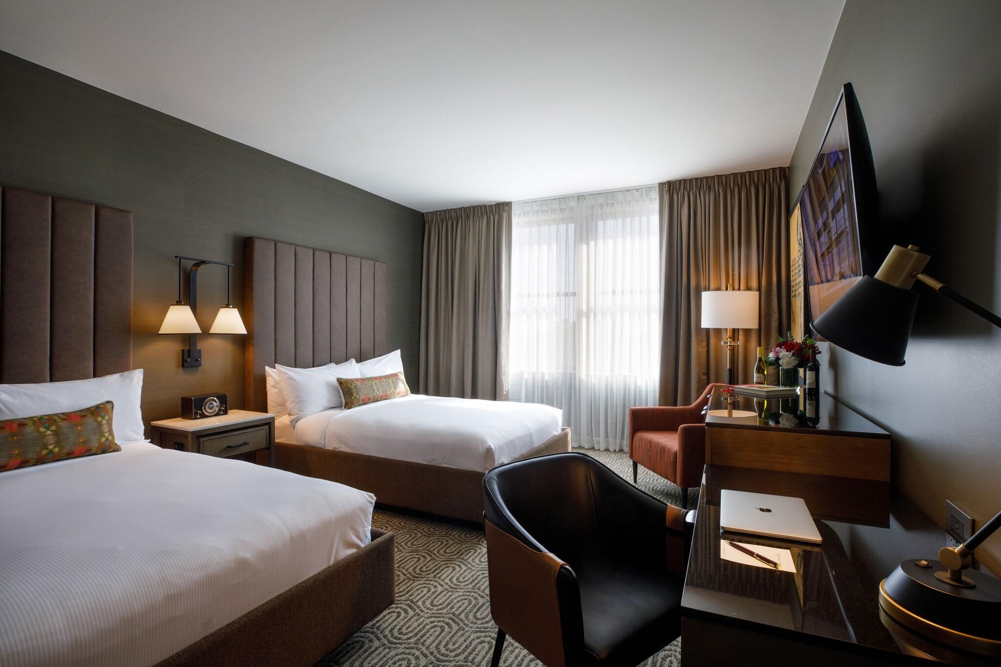 Double Deluxe Two Queen Beds