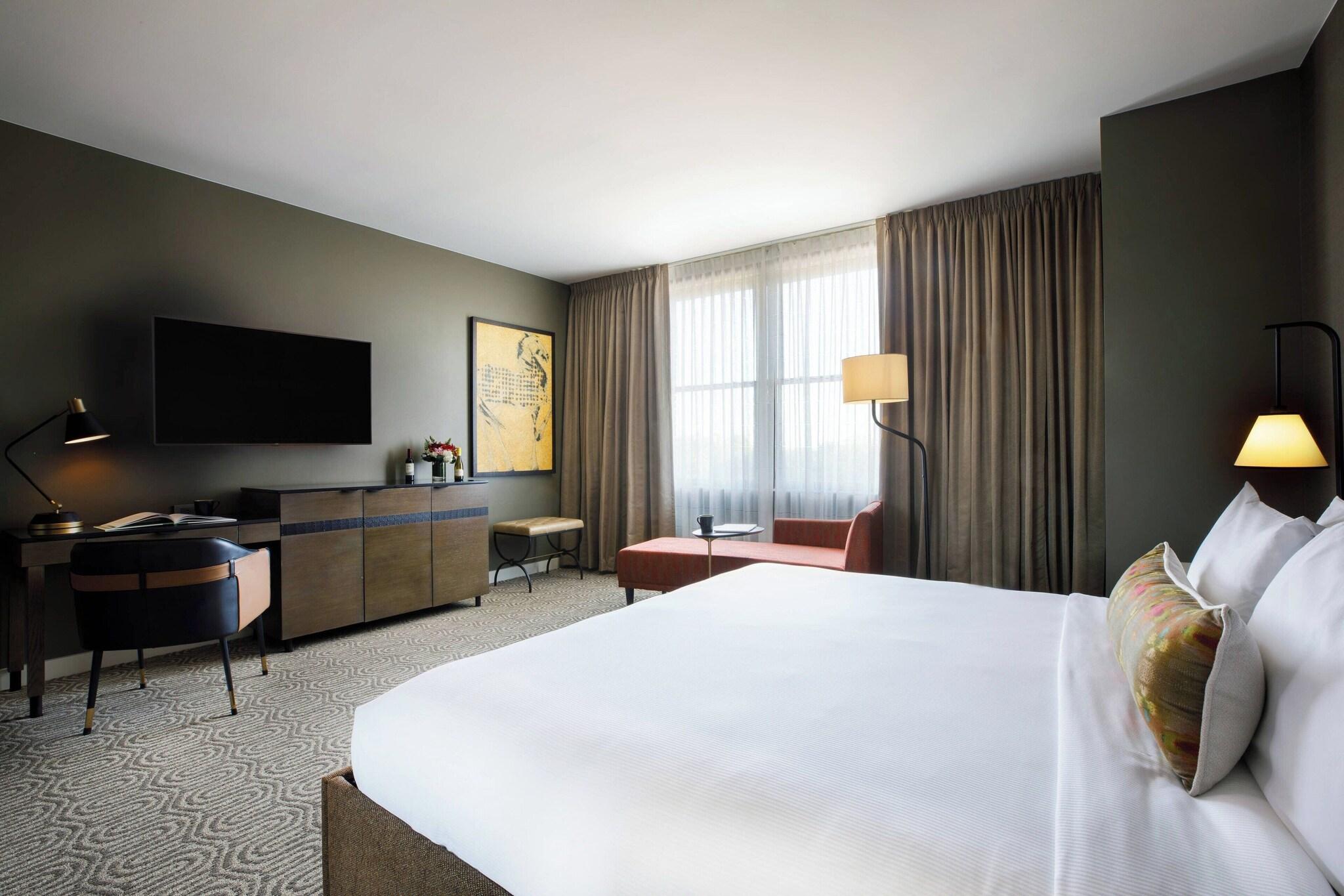 Double Executive King Bed