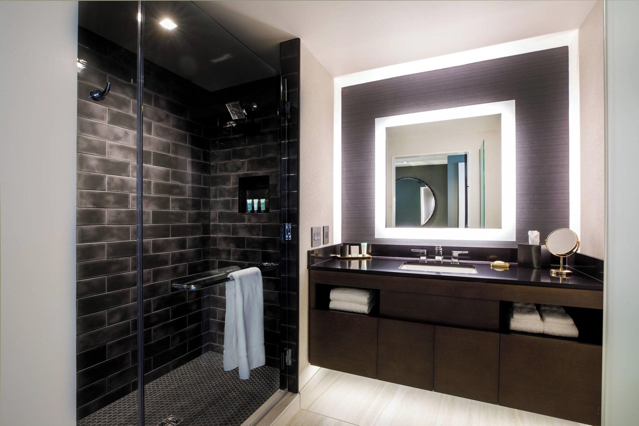 Double Executive King Bed