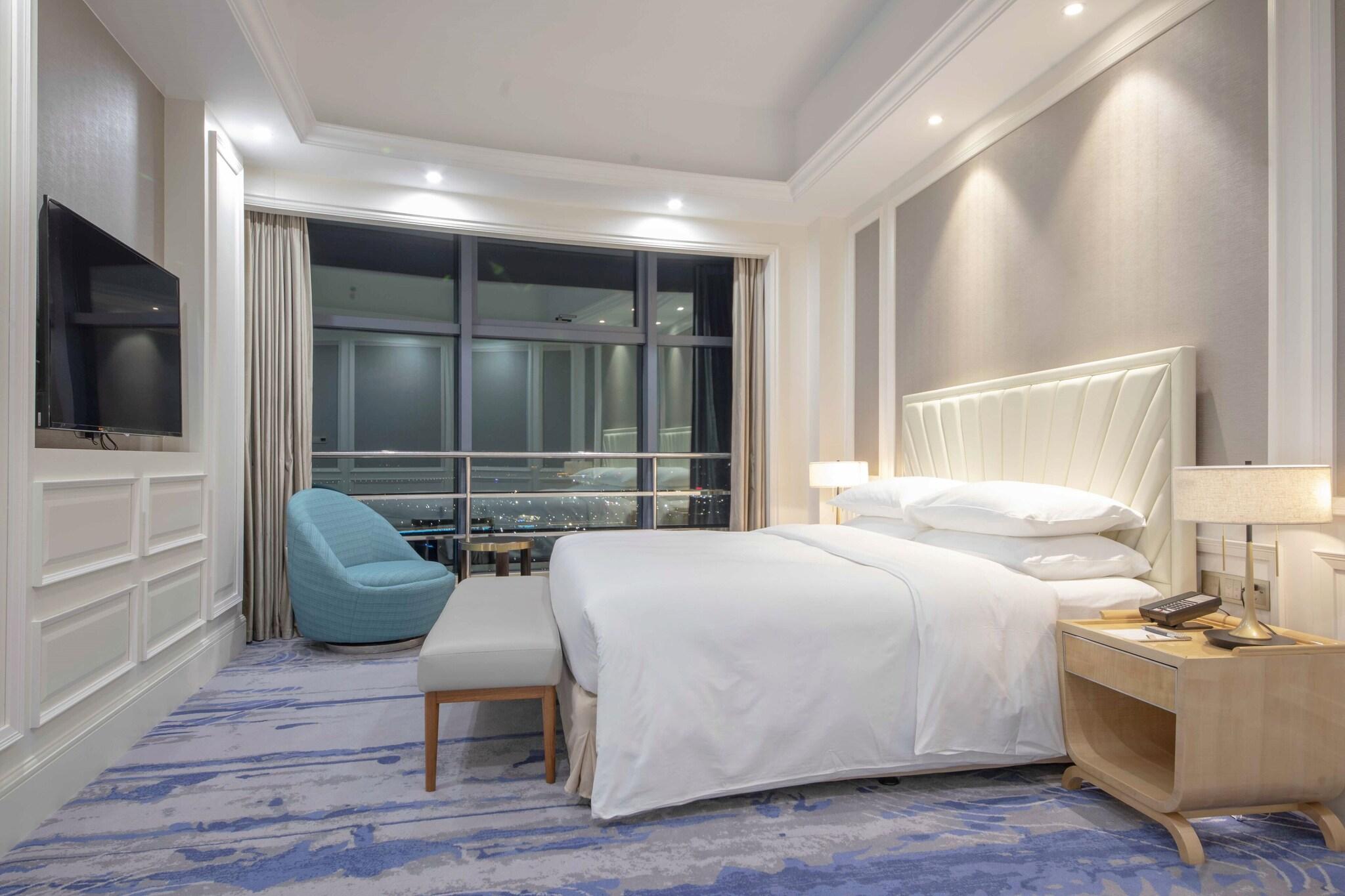 Suite Executive King Bed