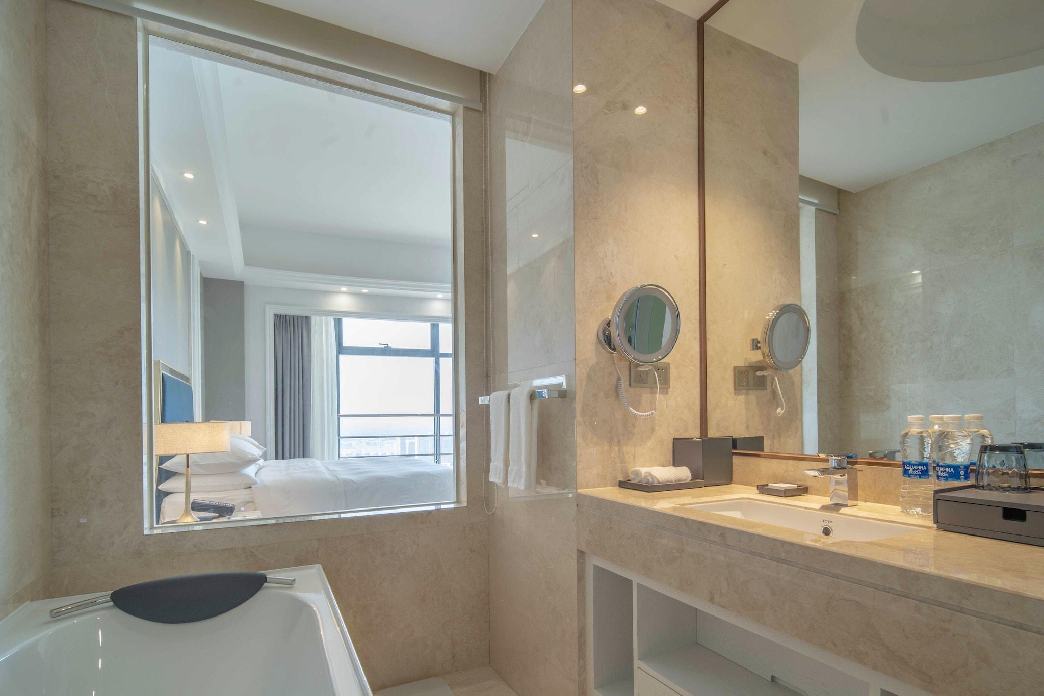 Double Executive King Bed