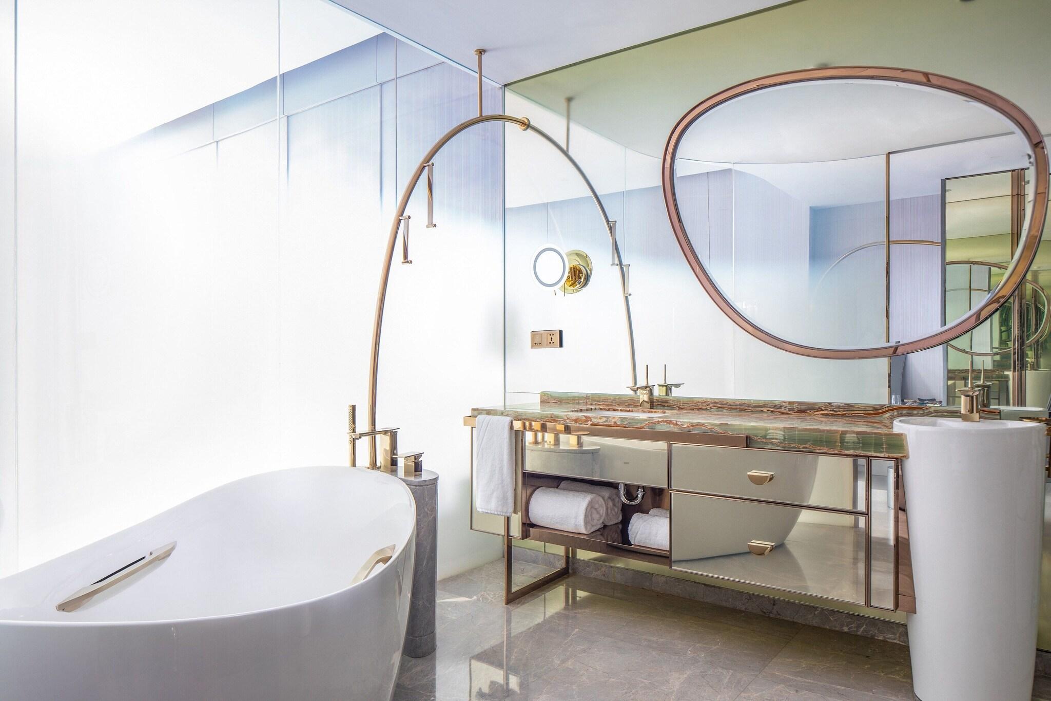 Double King Size Bed