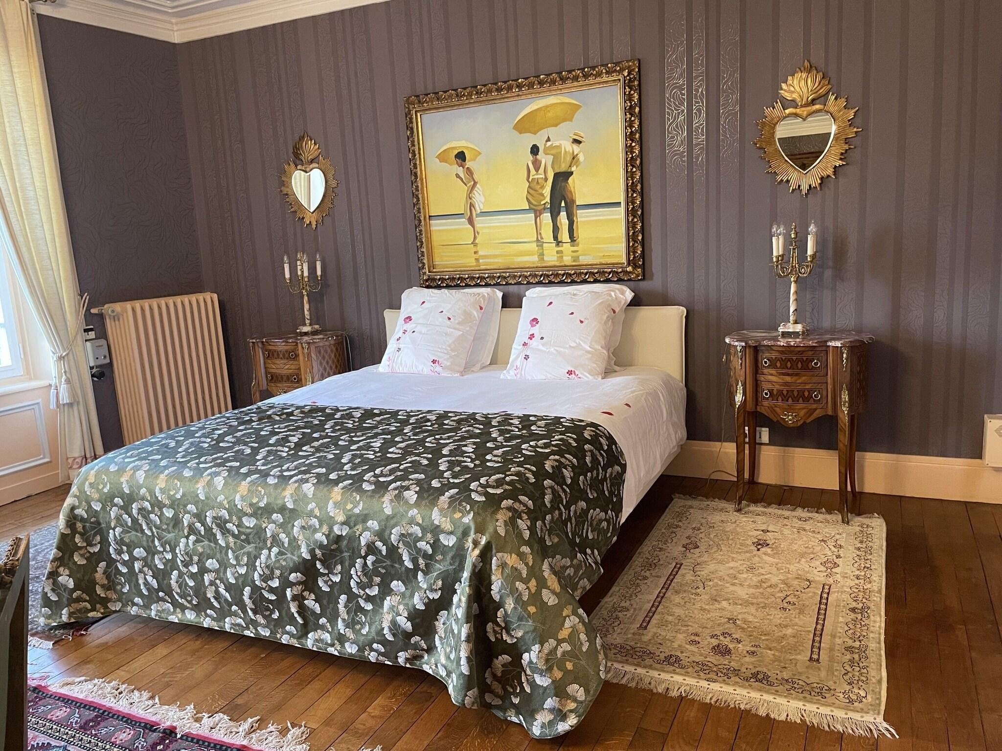 Double Garden View King Bed