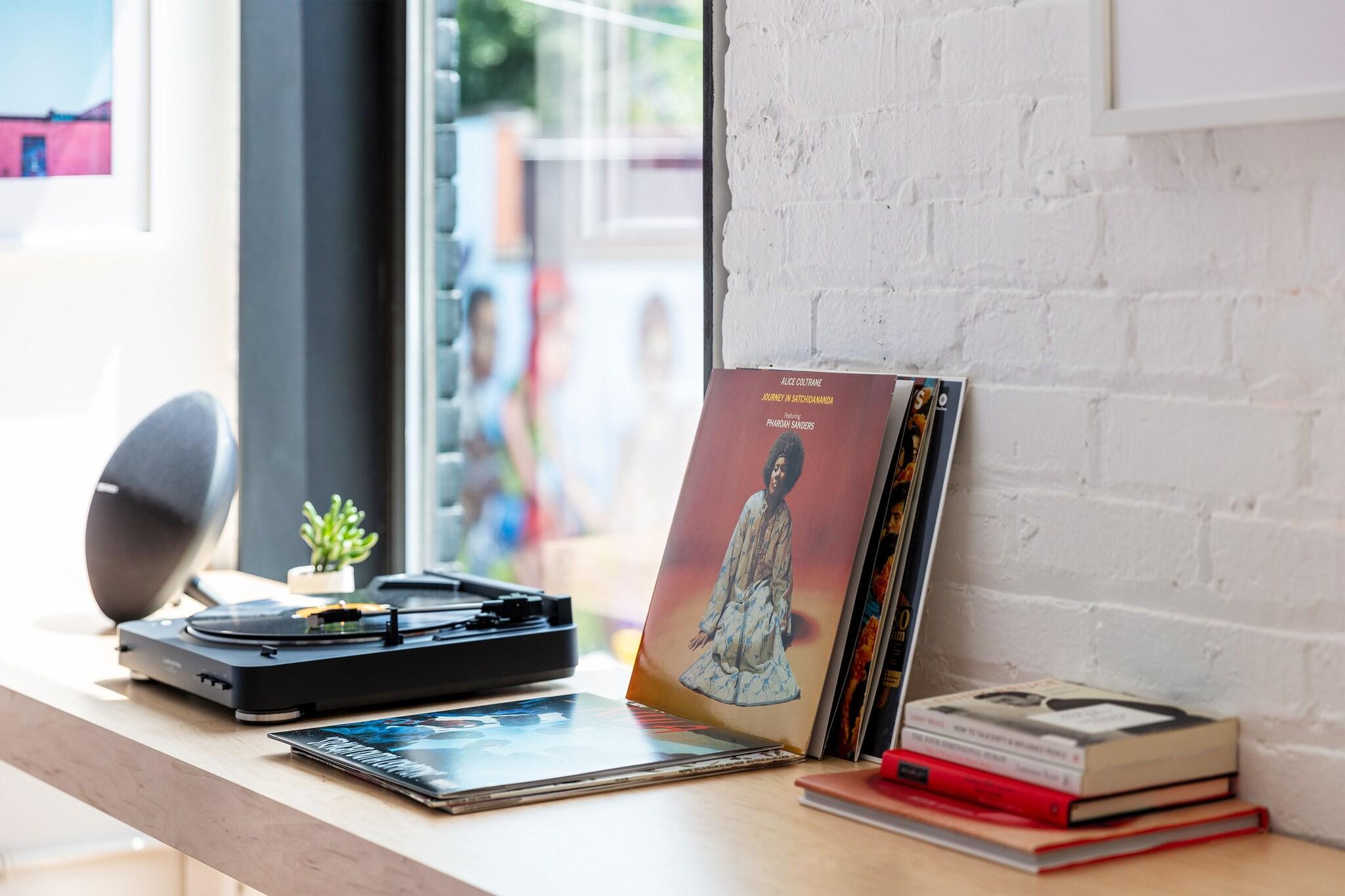 Studio King Size Bed