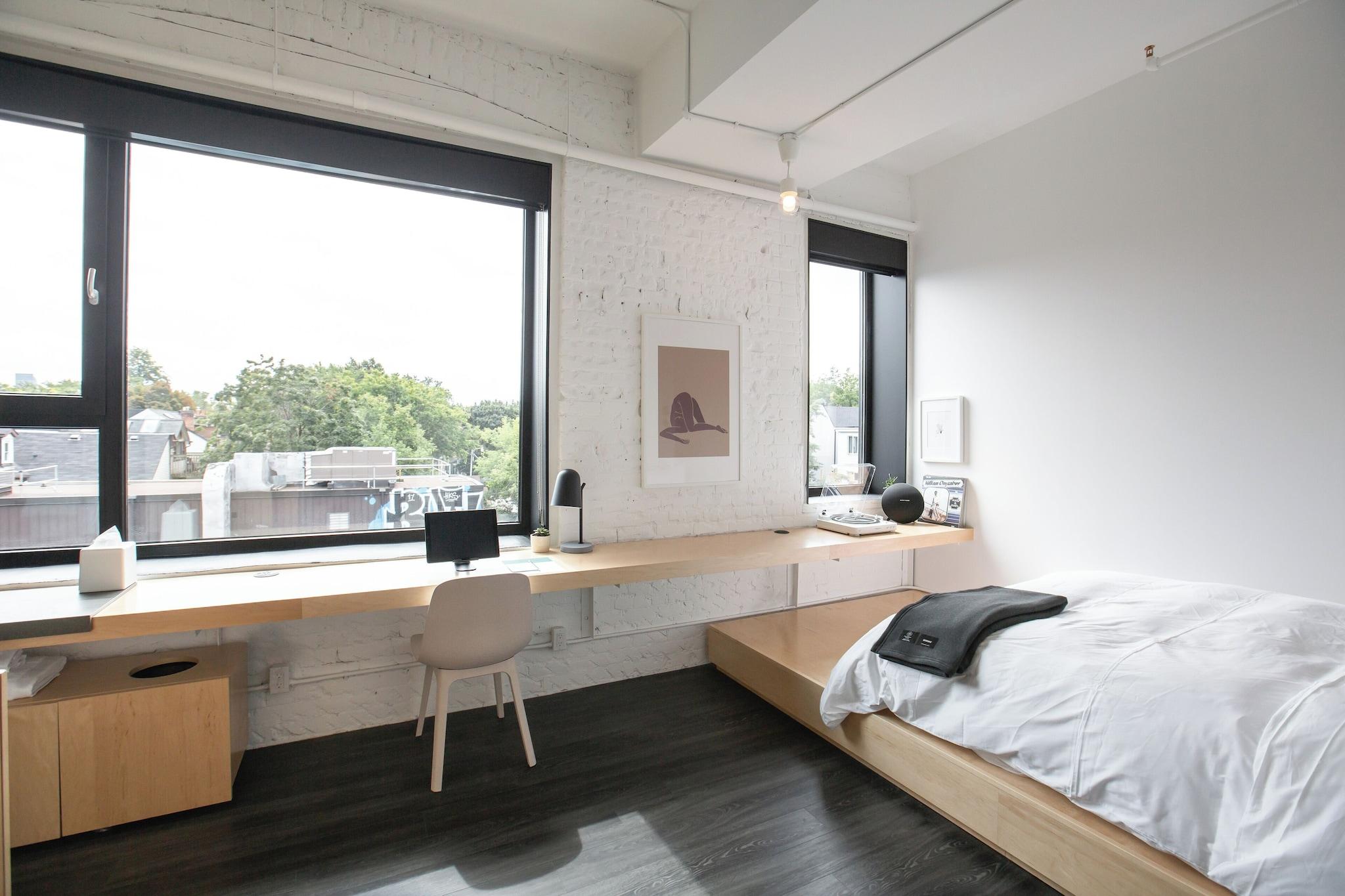 Double Queen Size Bed