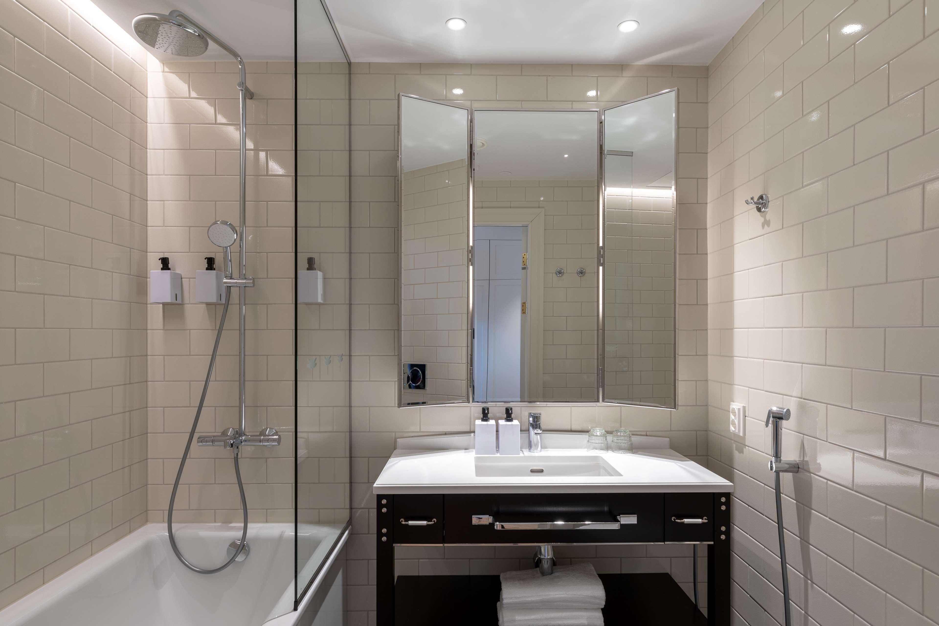 Junior Suite Standard