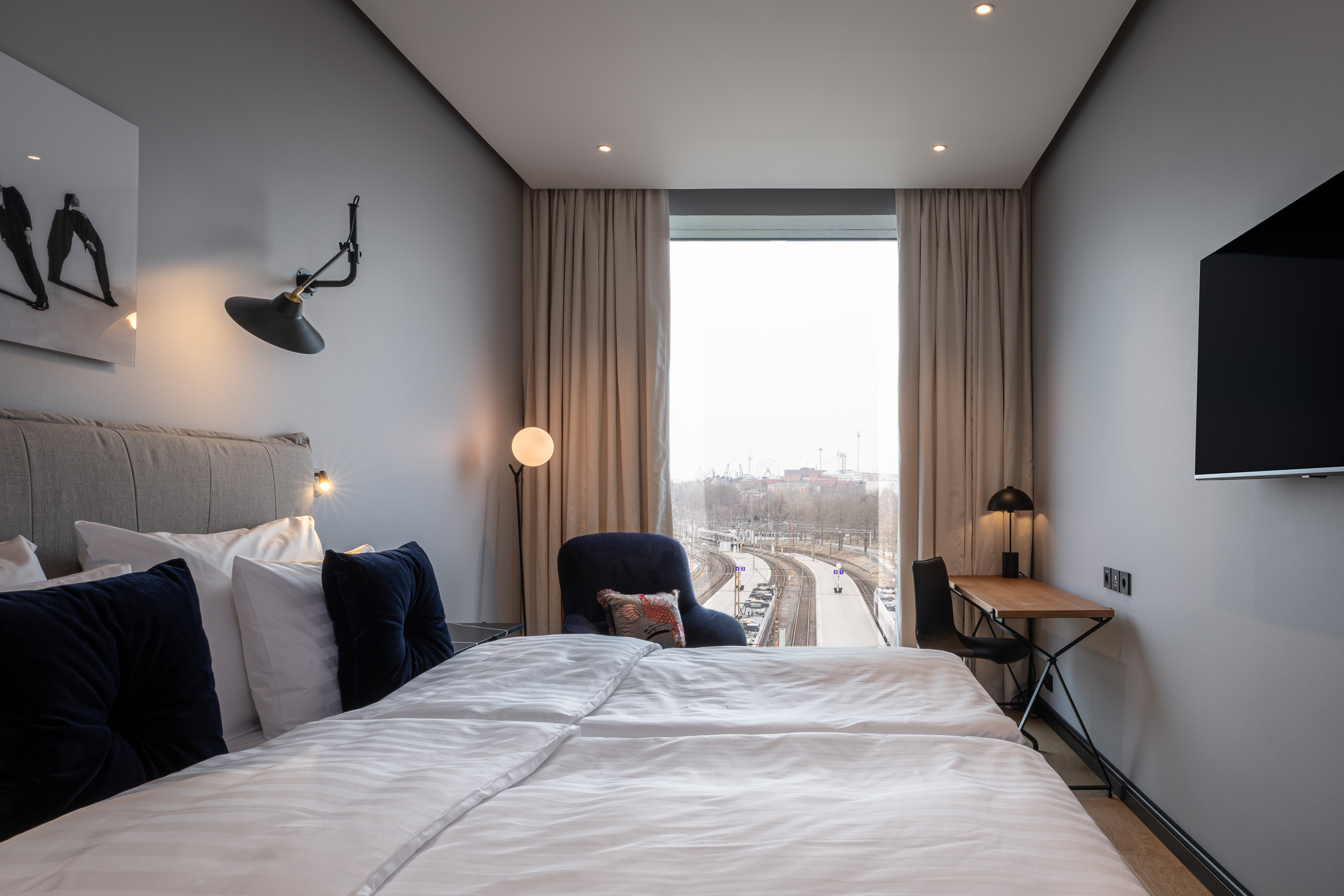 Double King Size Bed