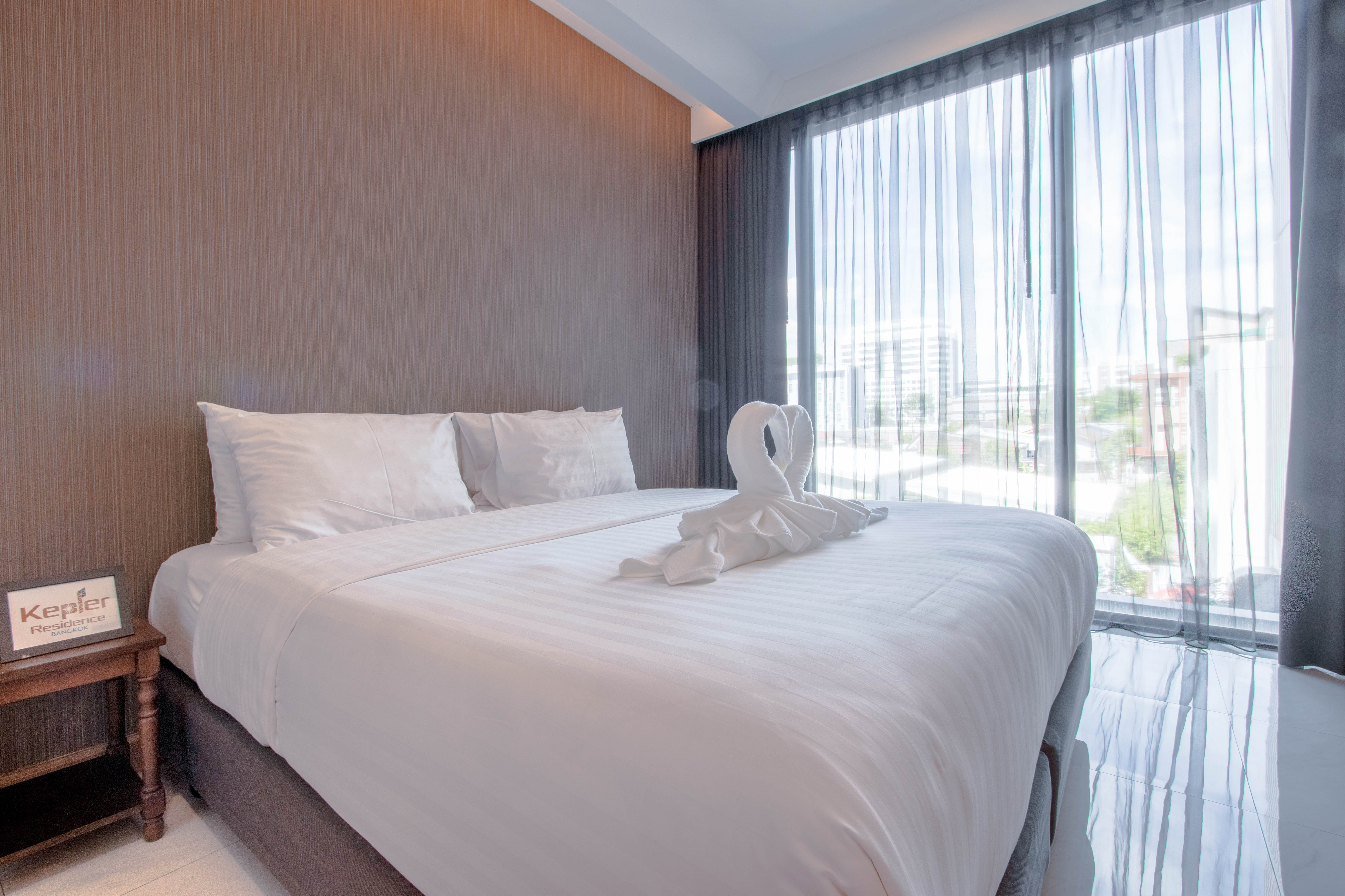 Suite Deluxe King Bed