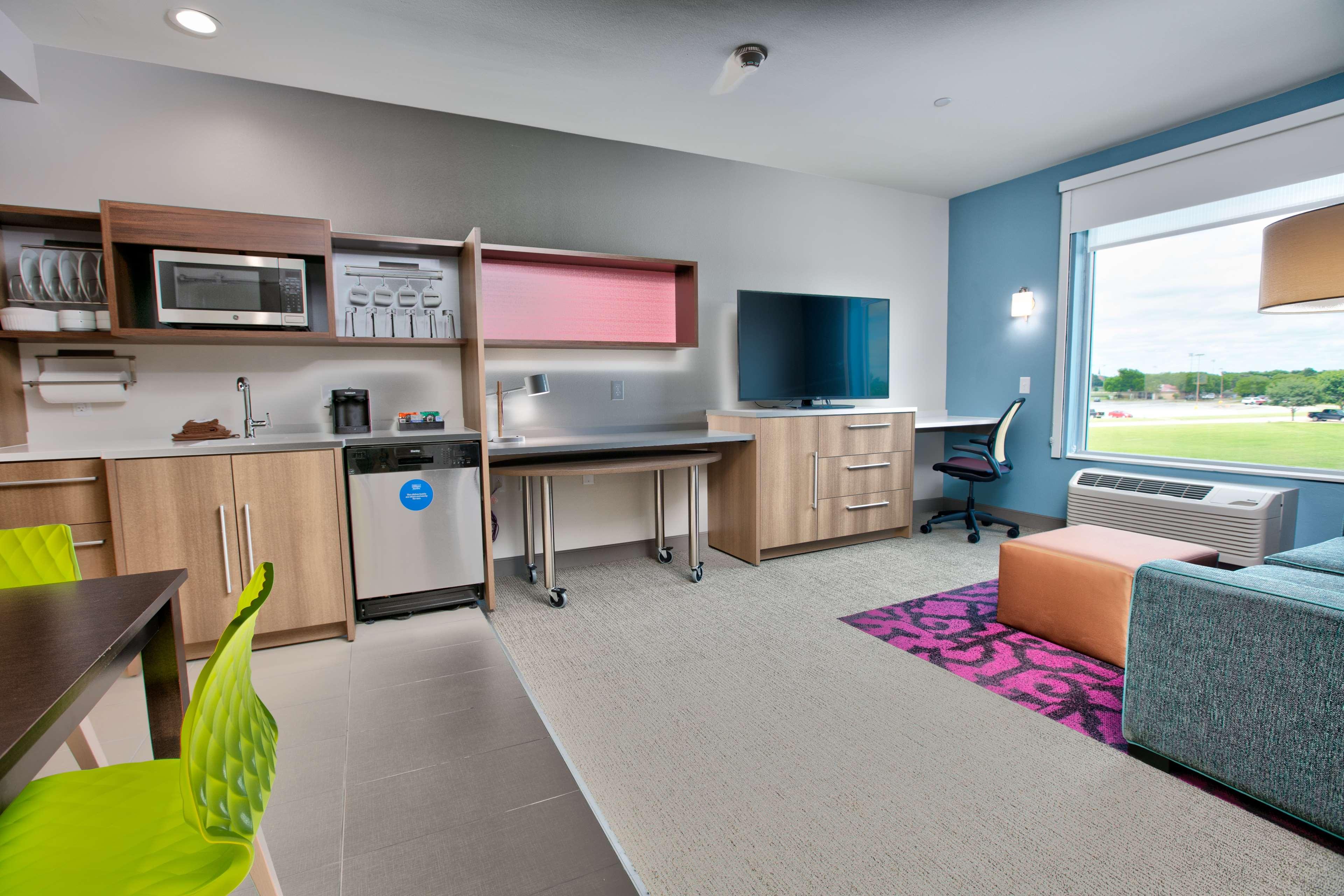 Double Accessible with Views