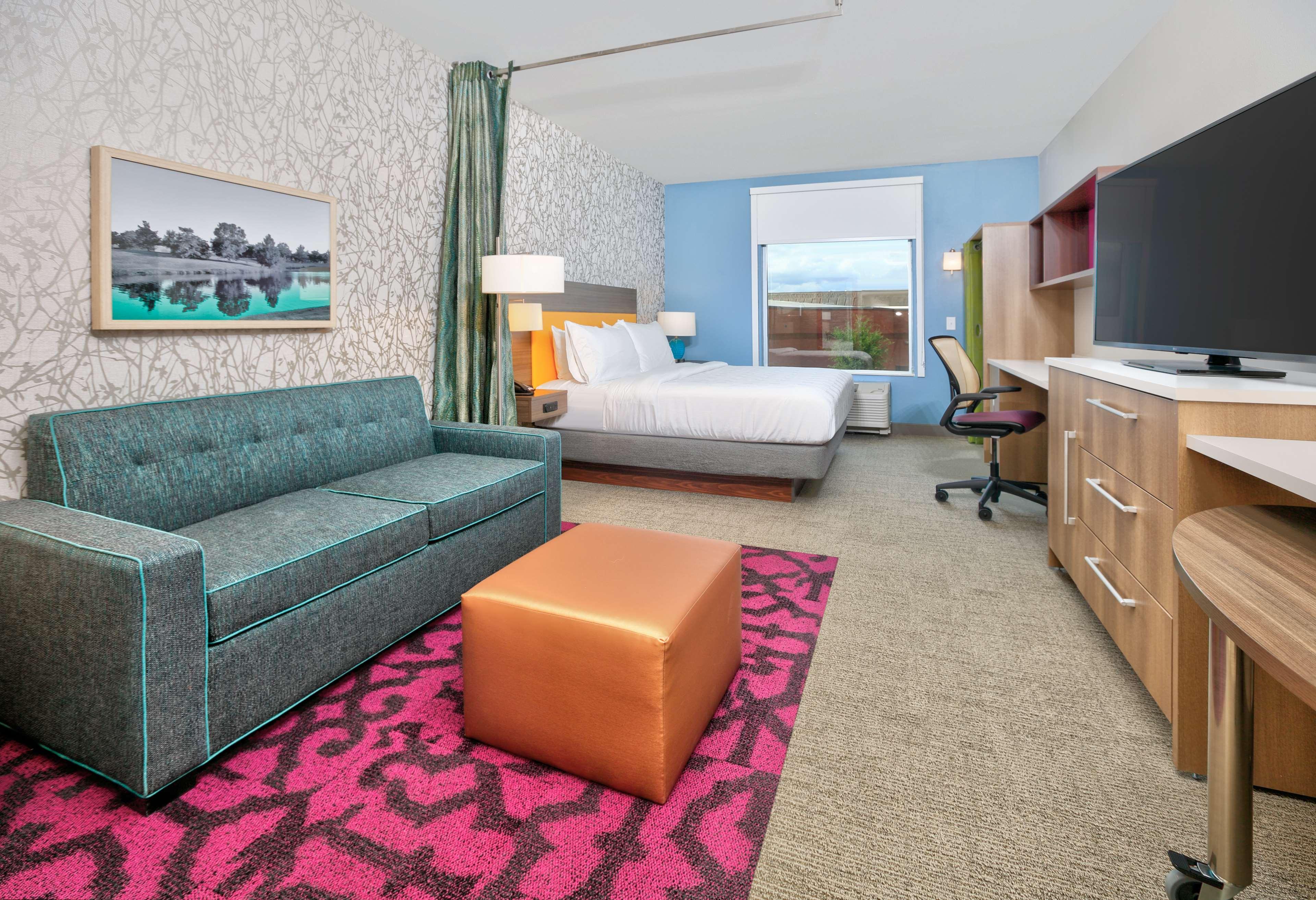 Studio King Size Bed