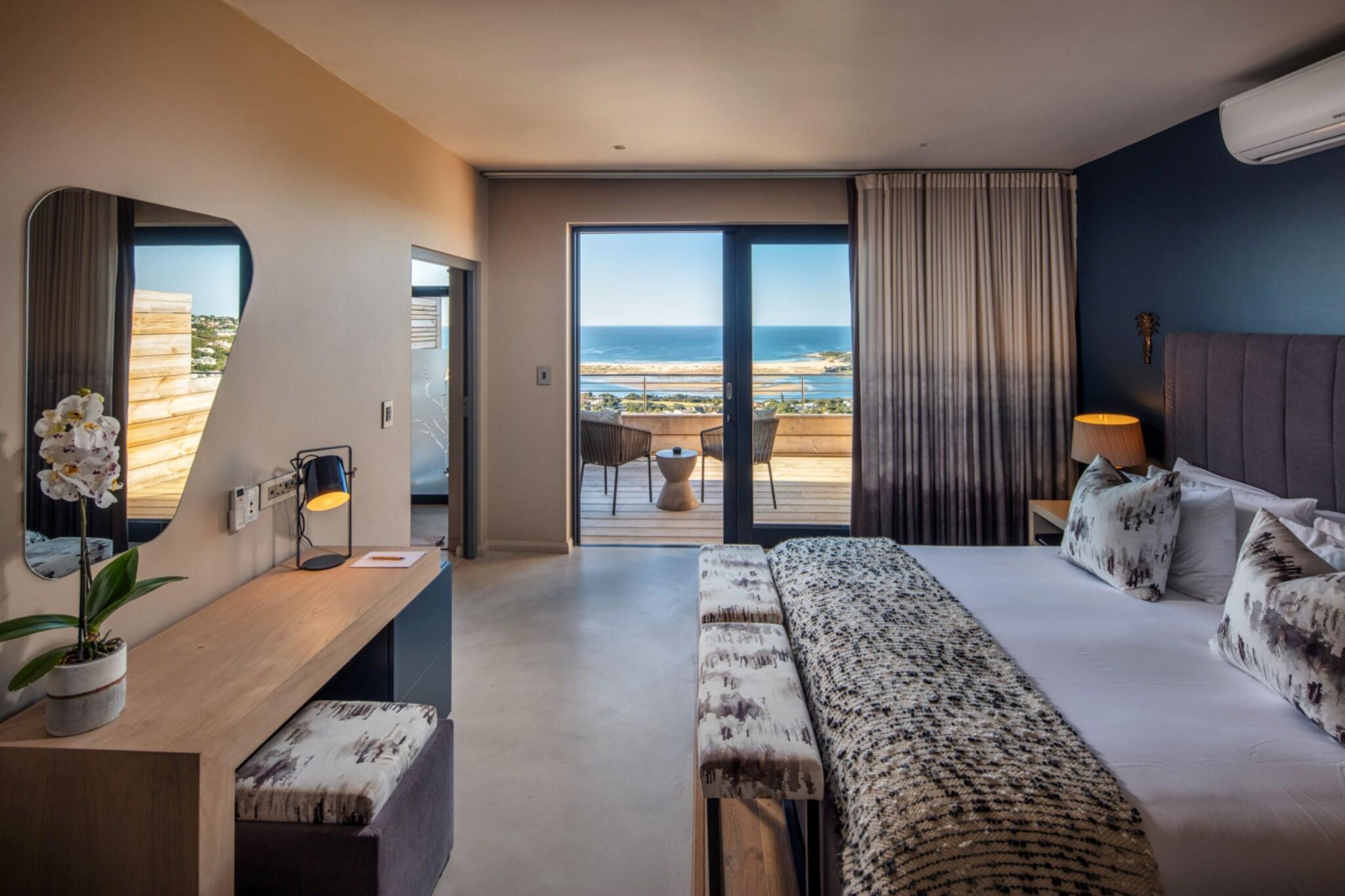 Double Sea View King Bed
