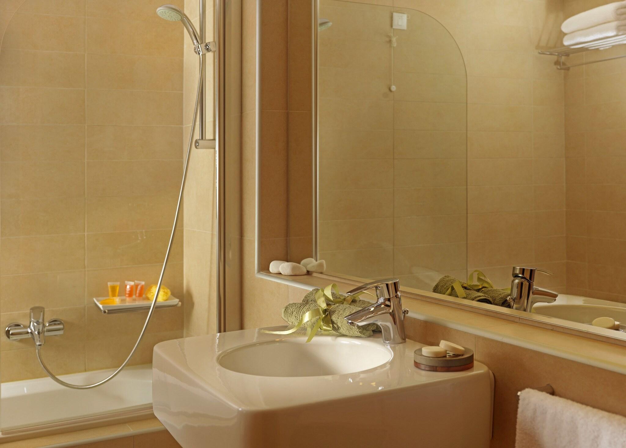 Suite with Double Bed