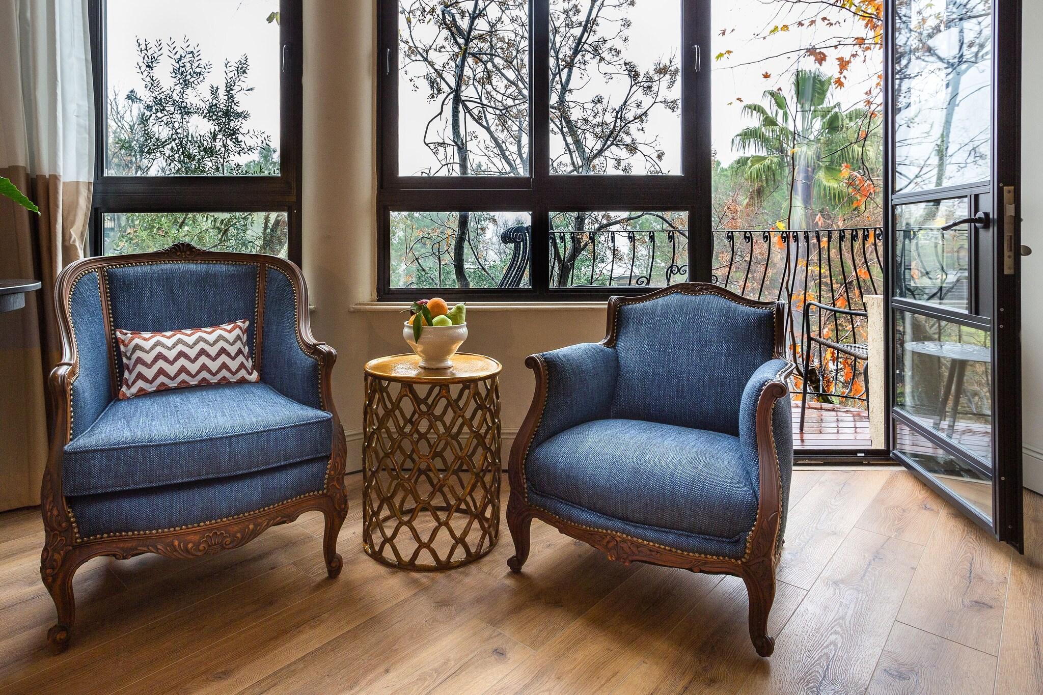 Double Deluxe King Bed