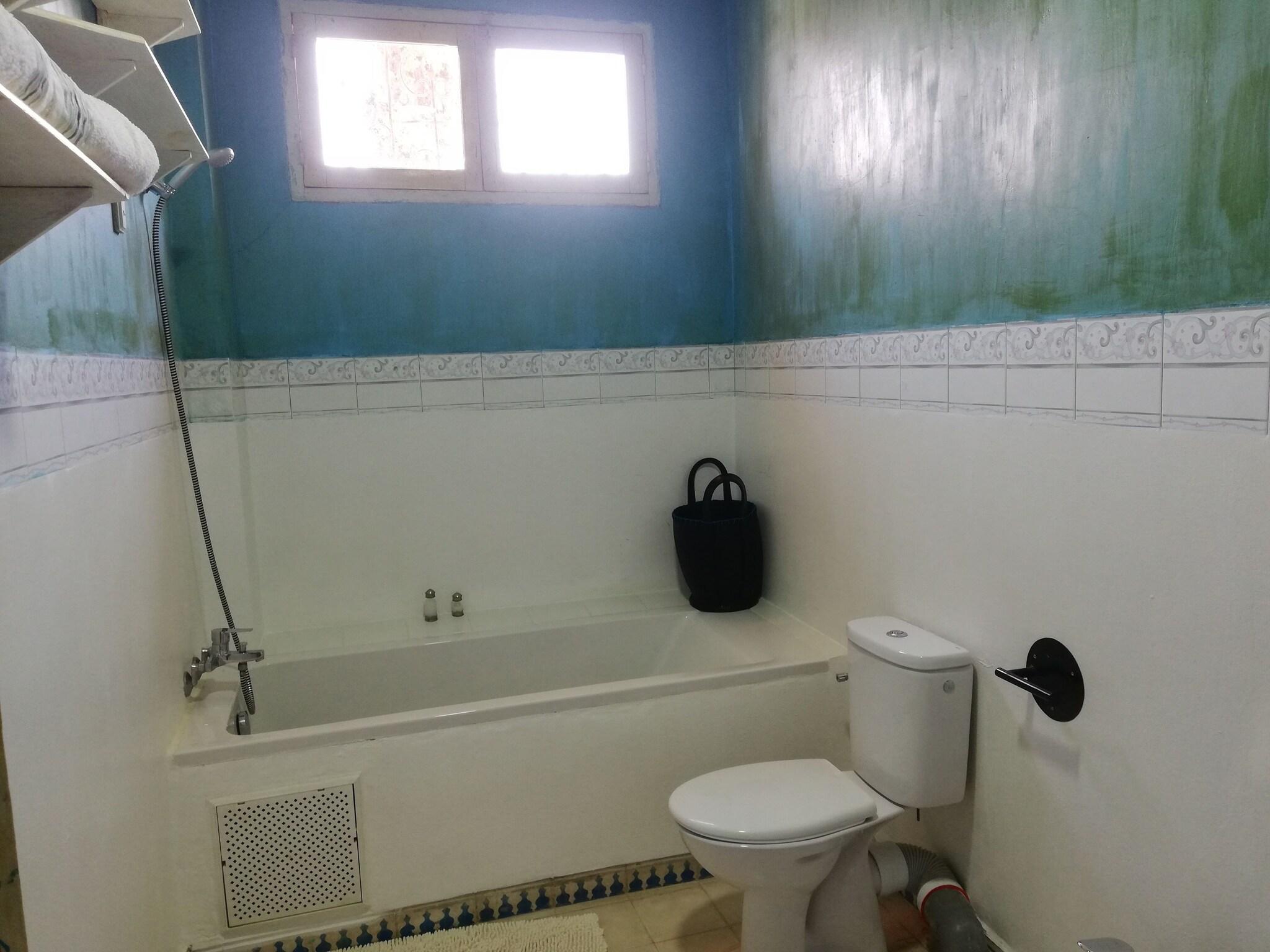 Double Queen Size Bed