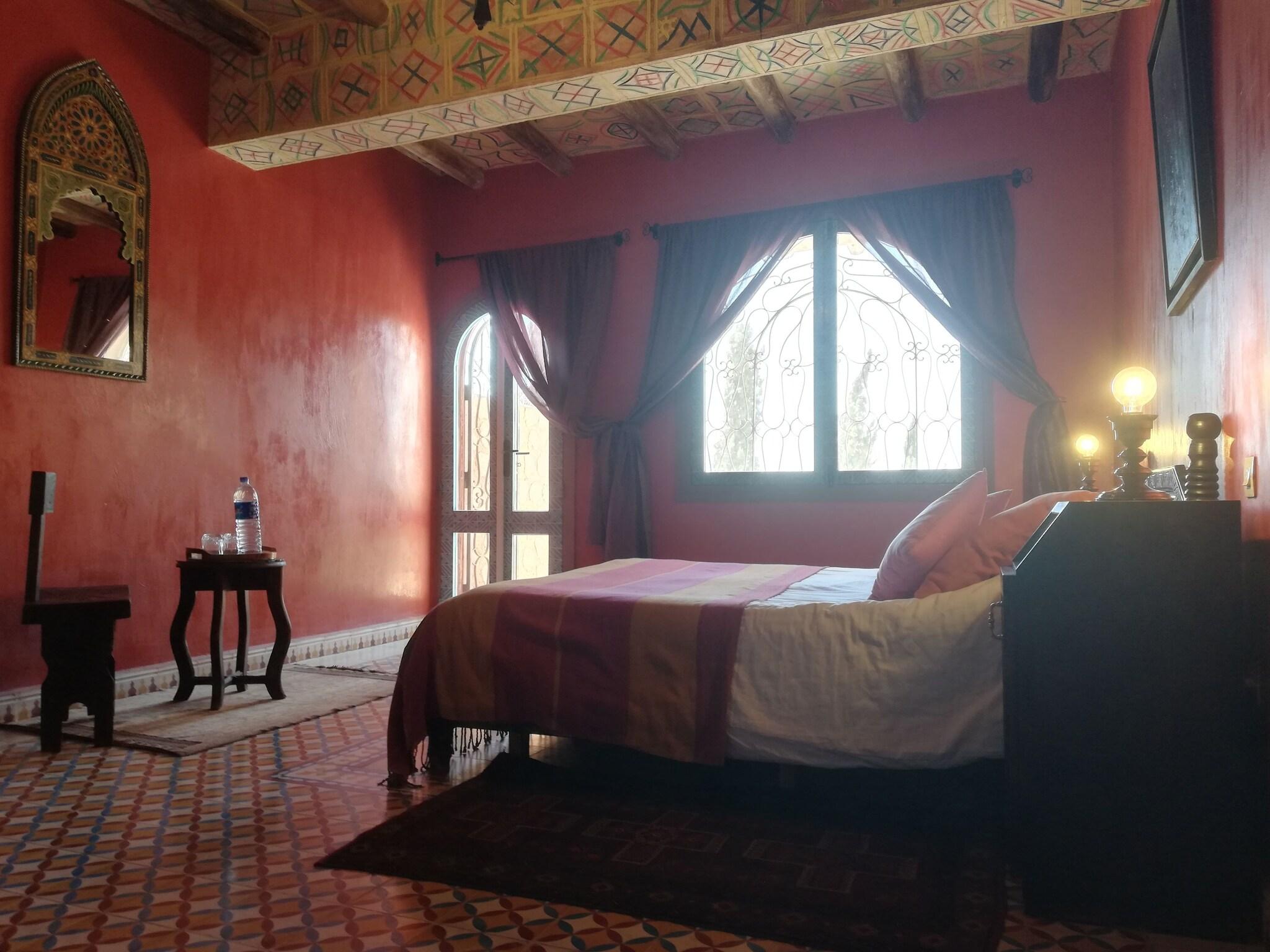 Double Queen Size Bed